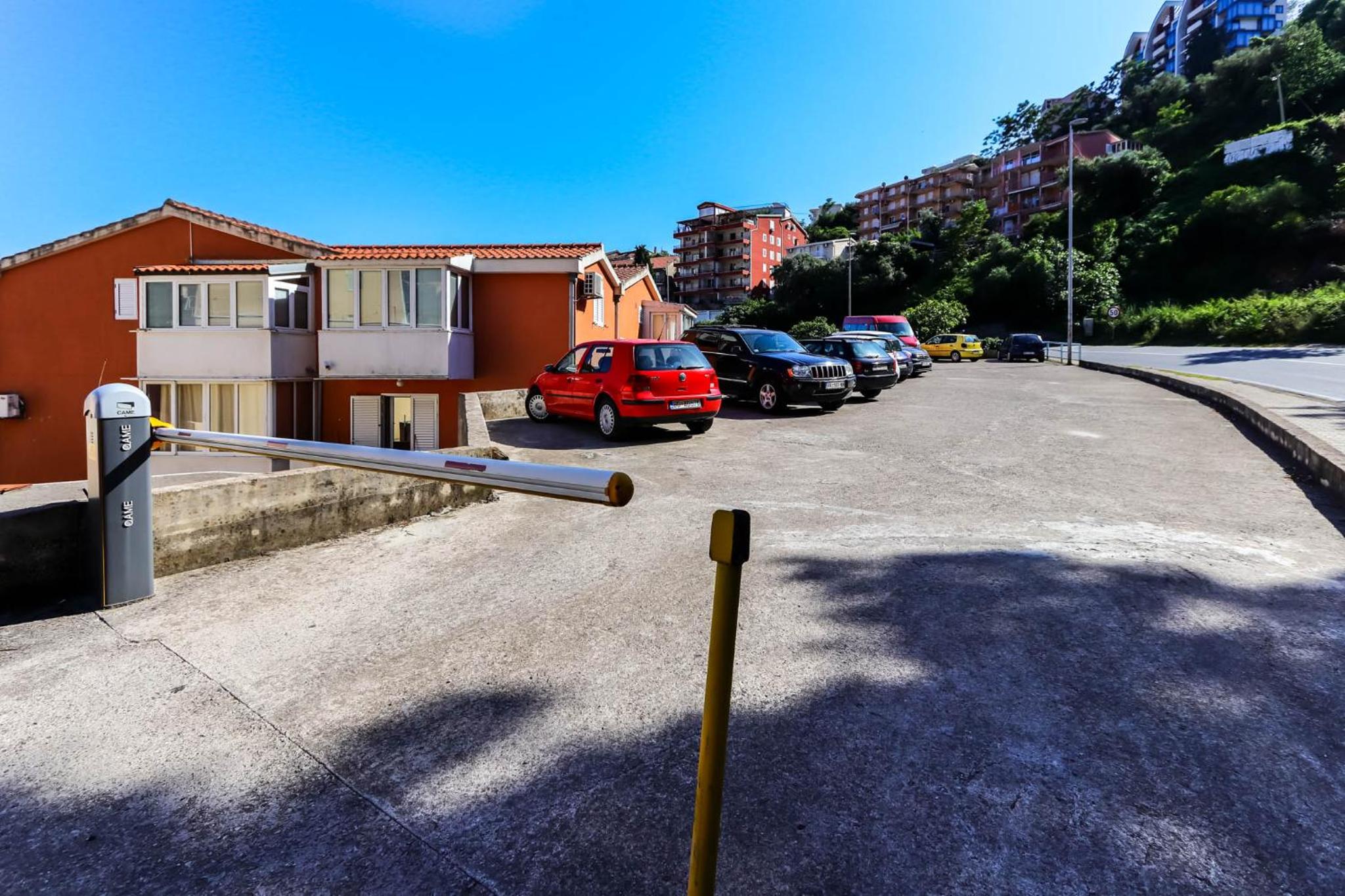 Apartment Mario