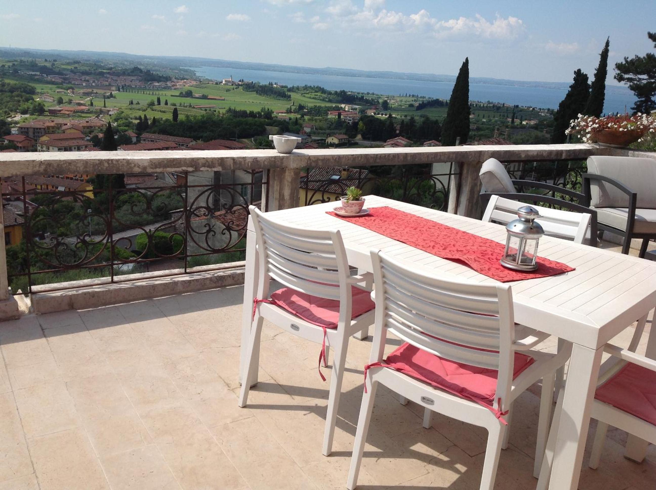 Villa Rossa view 4