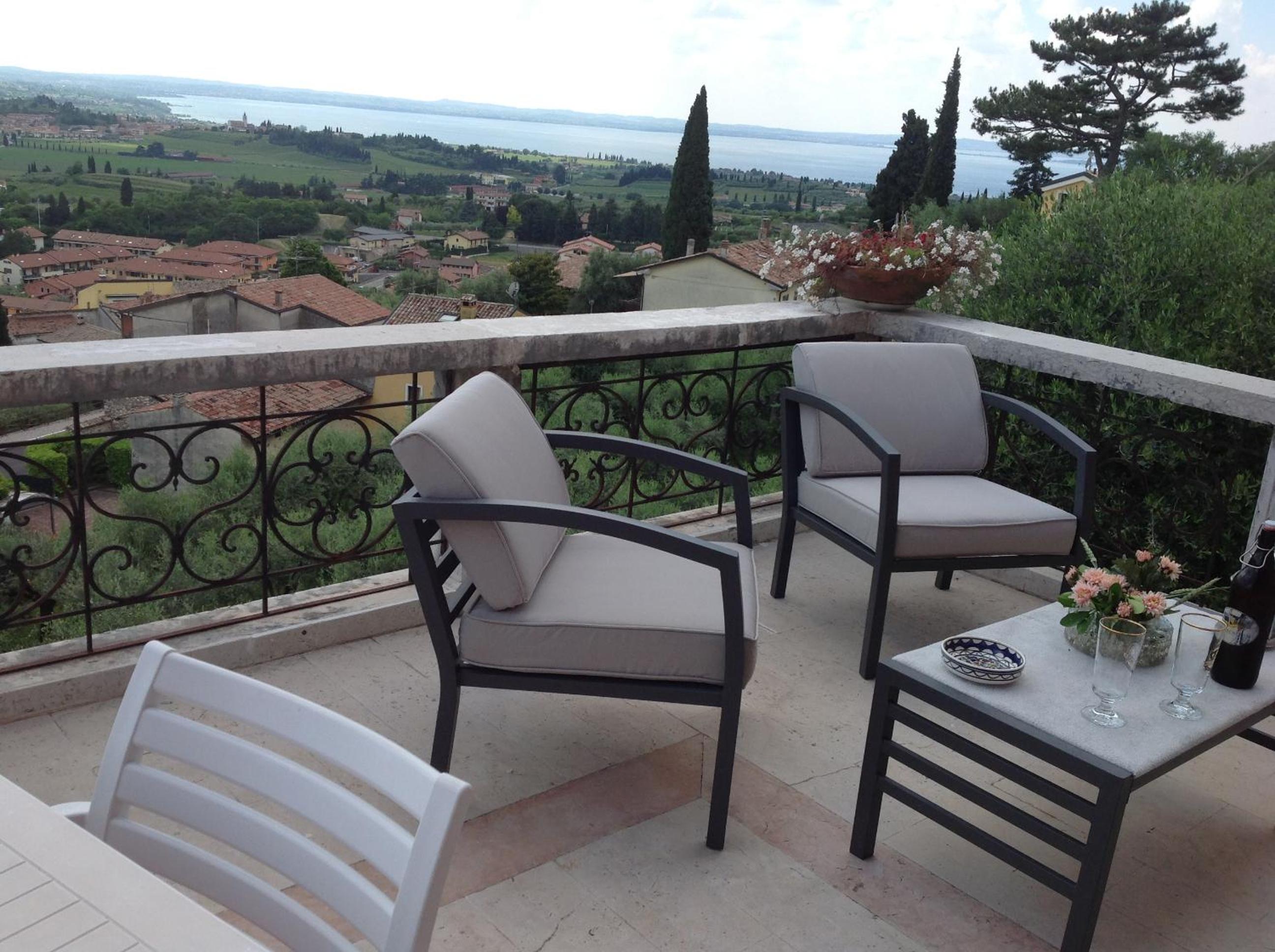 Villa Rossa view 3