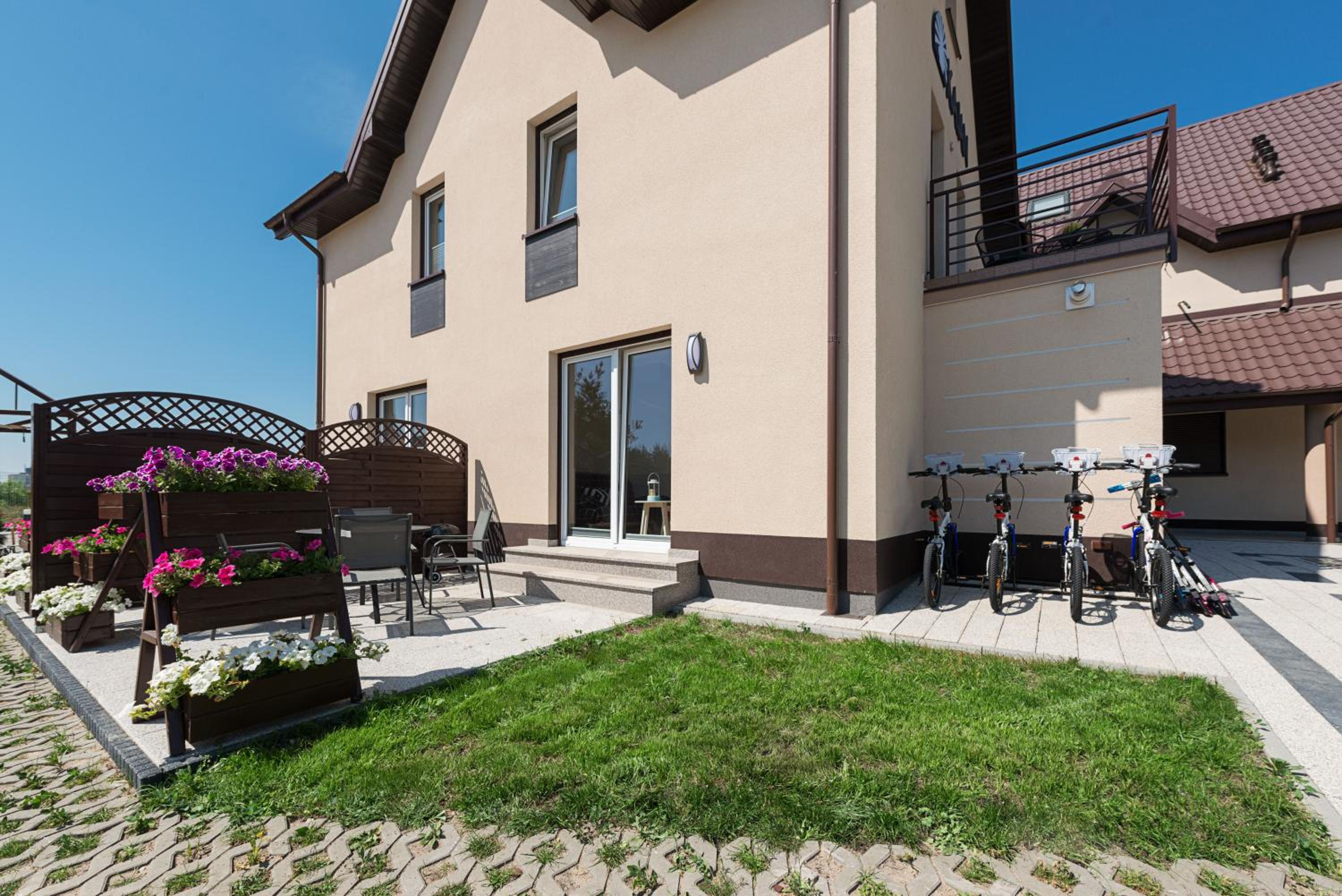 Apartamenty, Domki i Pokoje ze śniadaniem Kajan