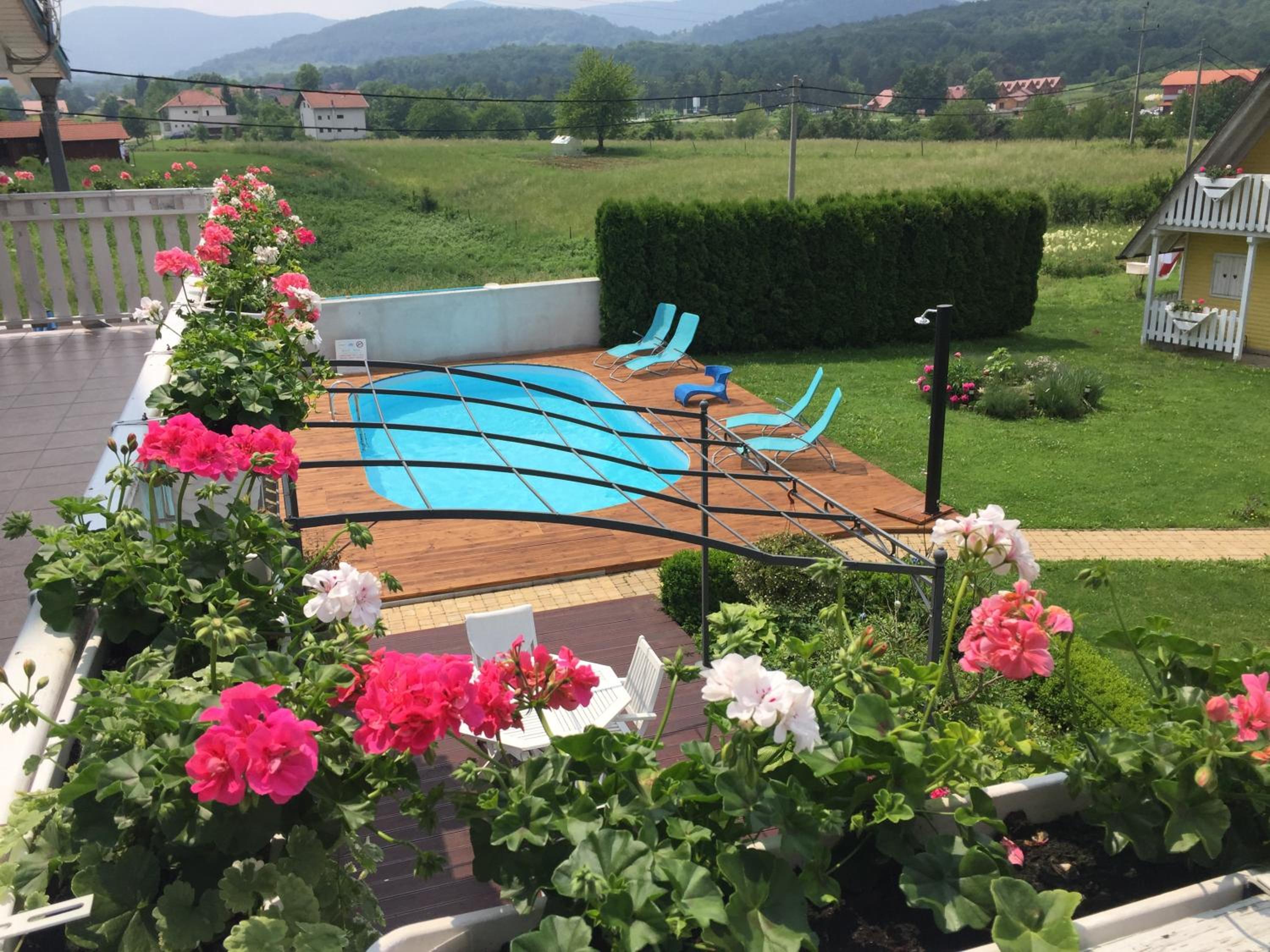 Pool Apartments Plitvice Lakes