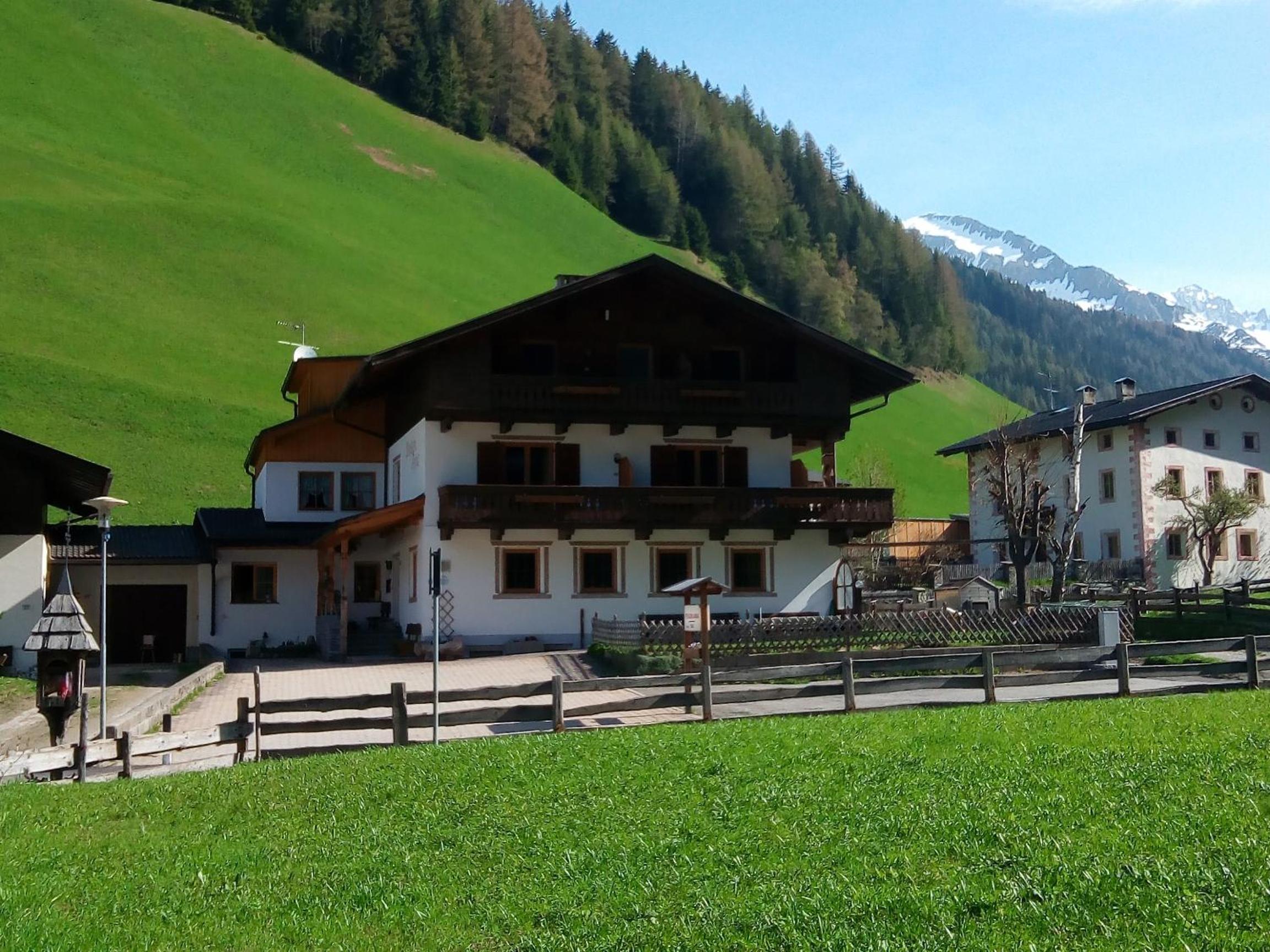 Pension & Appartament Anna view 4