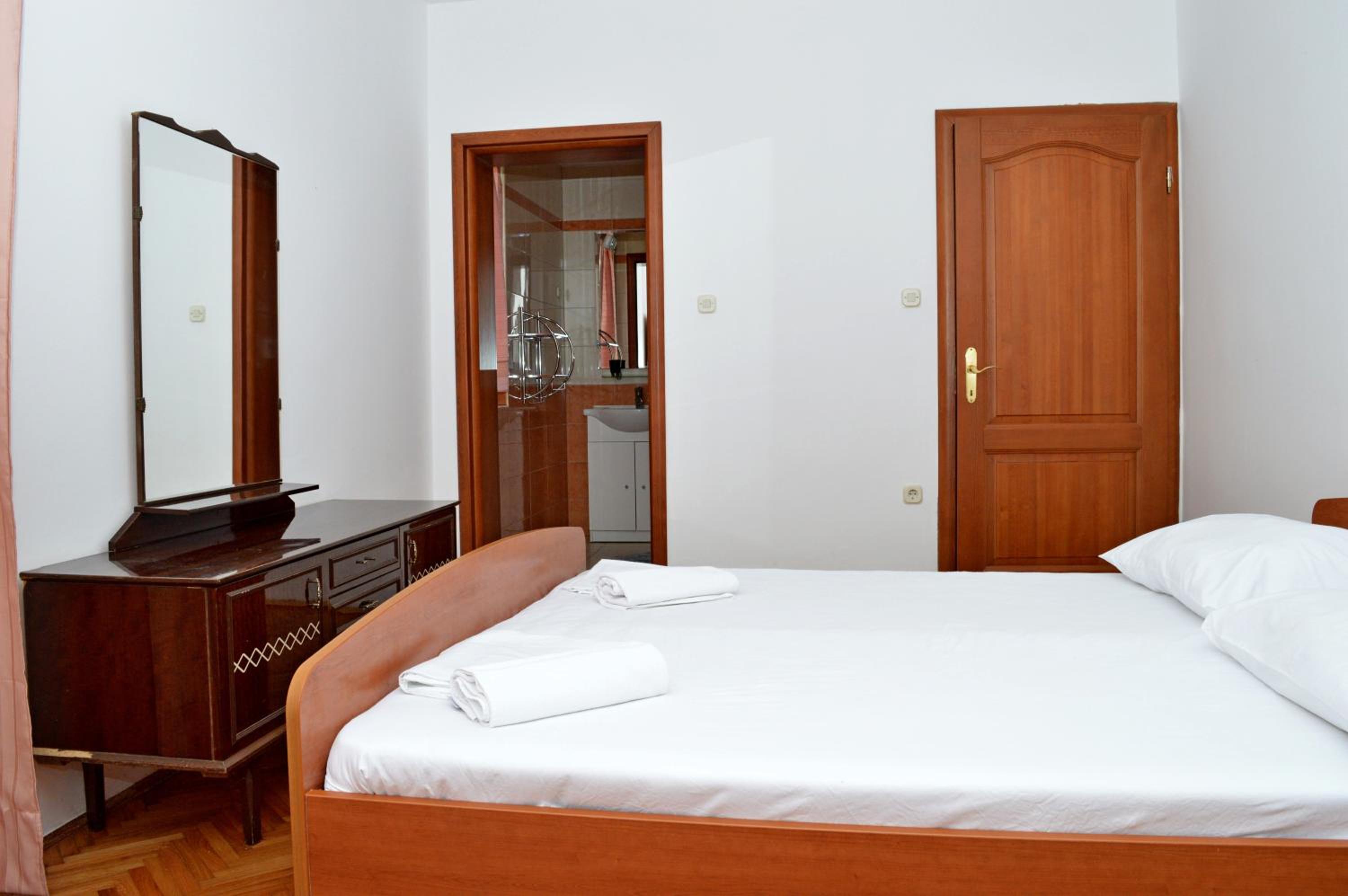 Apartments Mačak view 5