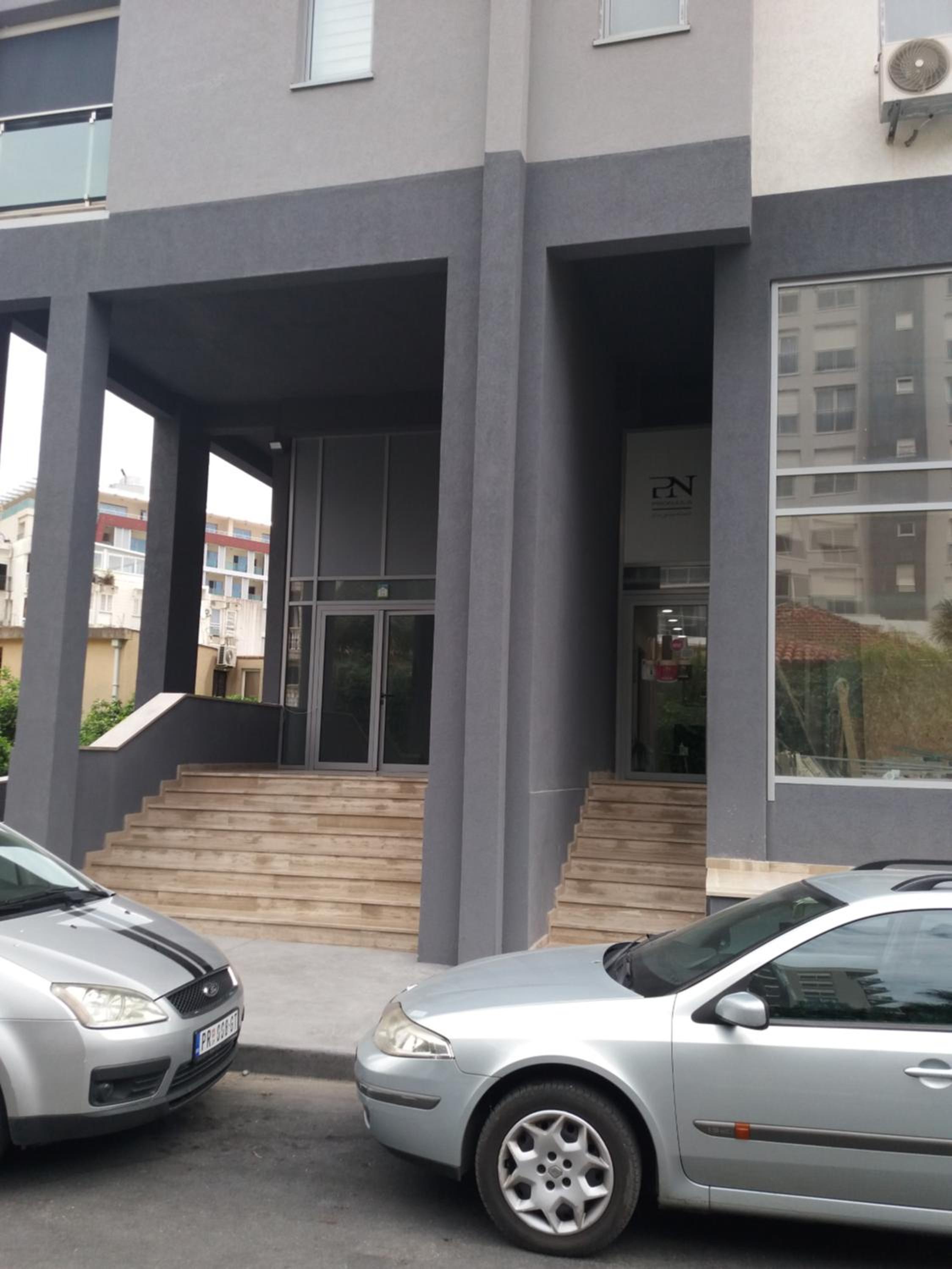 Photo 9