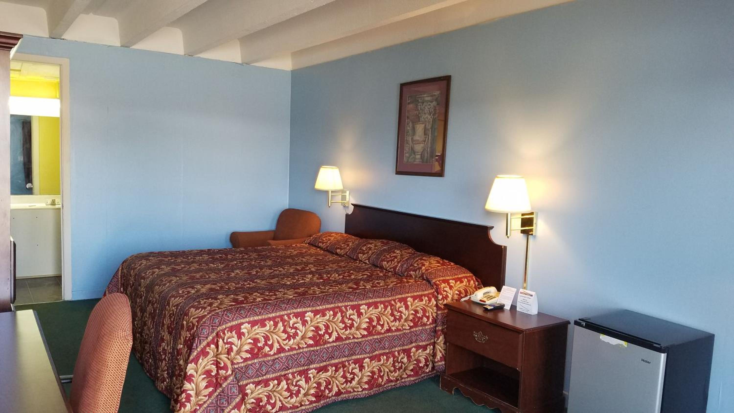 Scottish Inns Morristown view 4