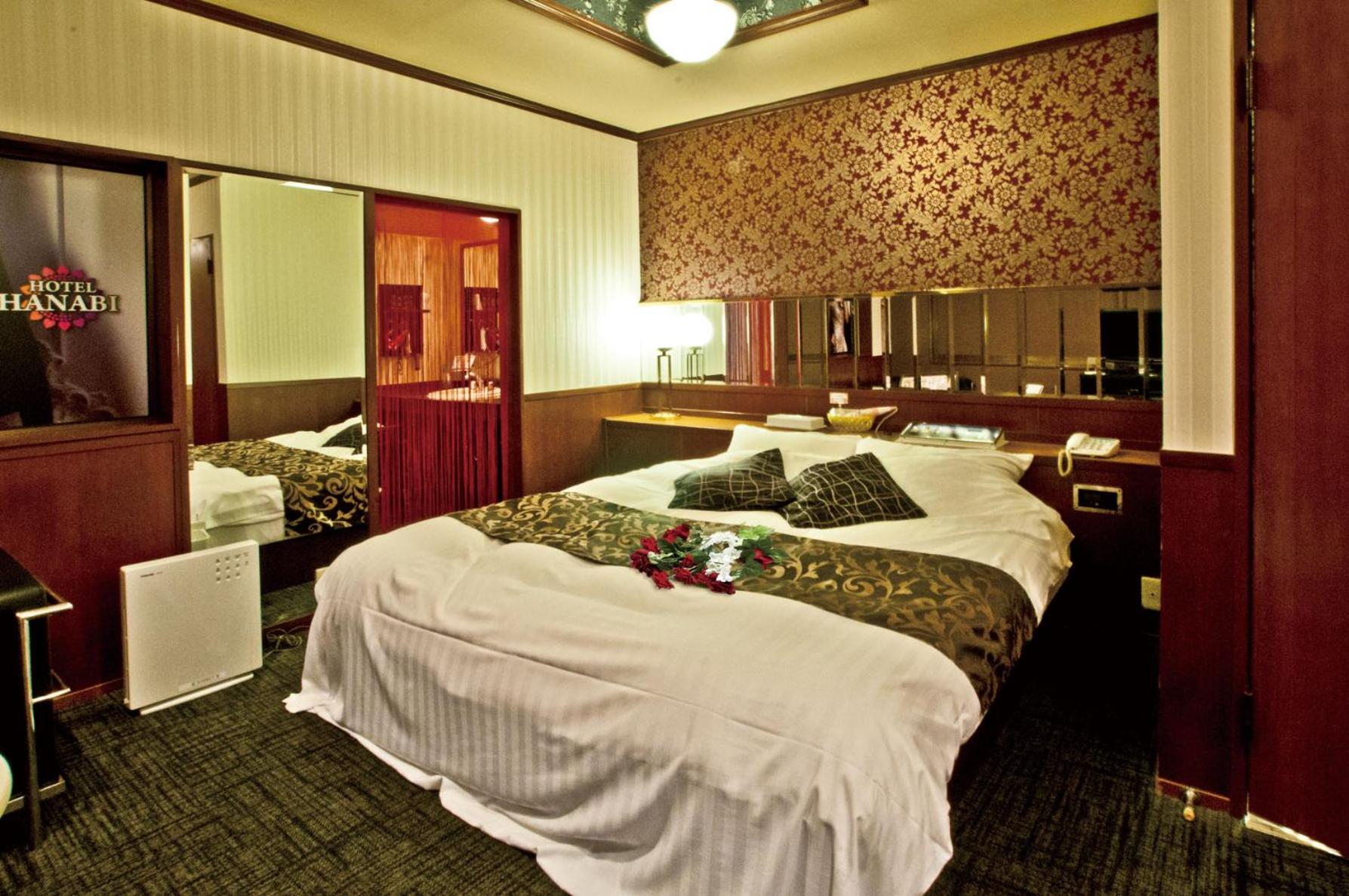 Hotel Hanabi (Love Hotel) view 5
