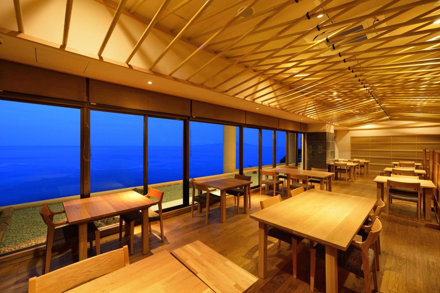IZU RETREAT by Onko Chishin