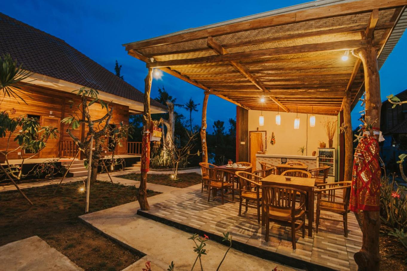Devadav Hostel (Bunk Bed) Nusa Lembongan