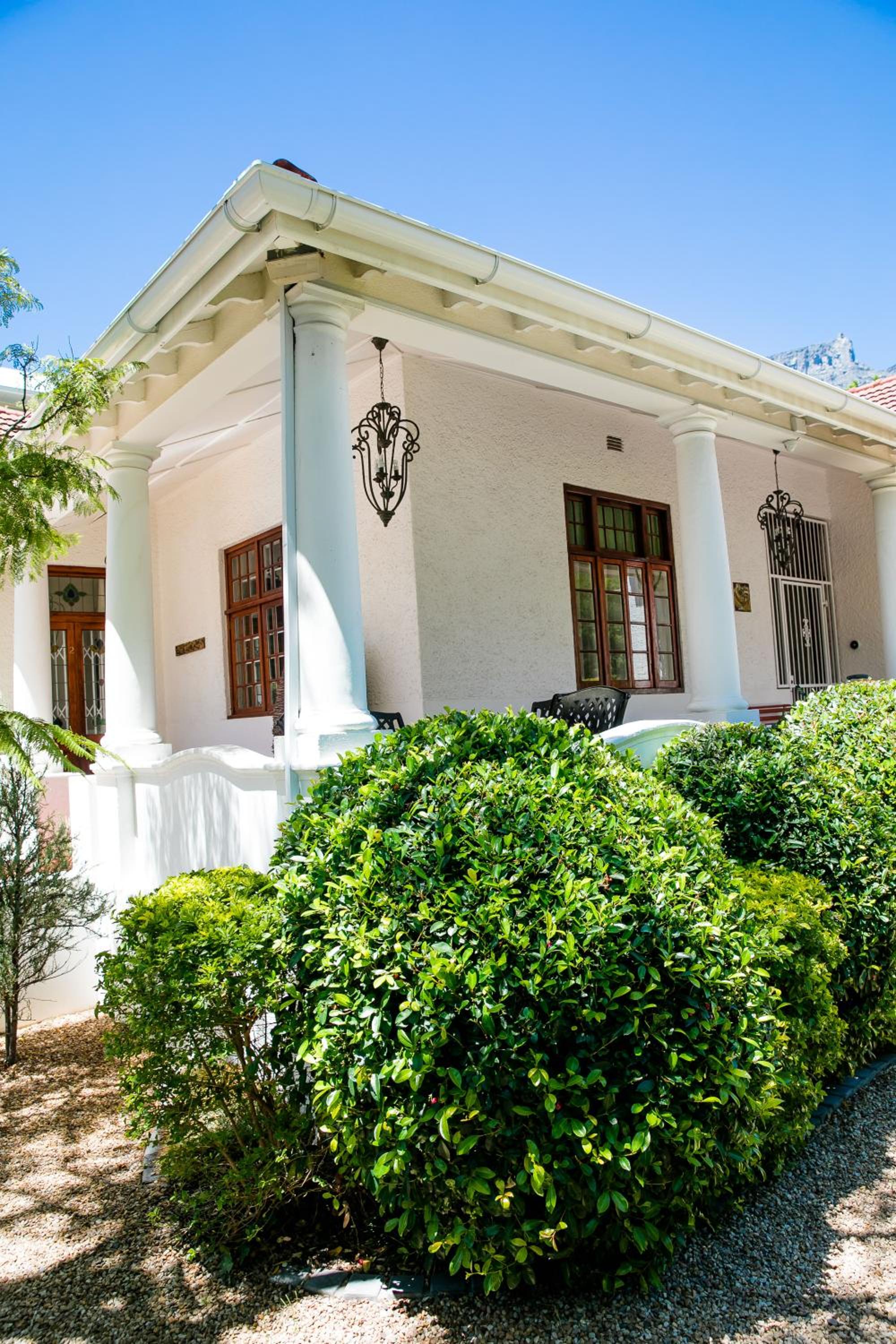 5 Camp Street Guesthouse & Self-catering