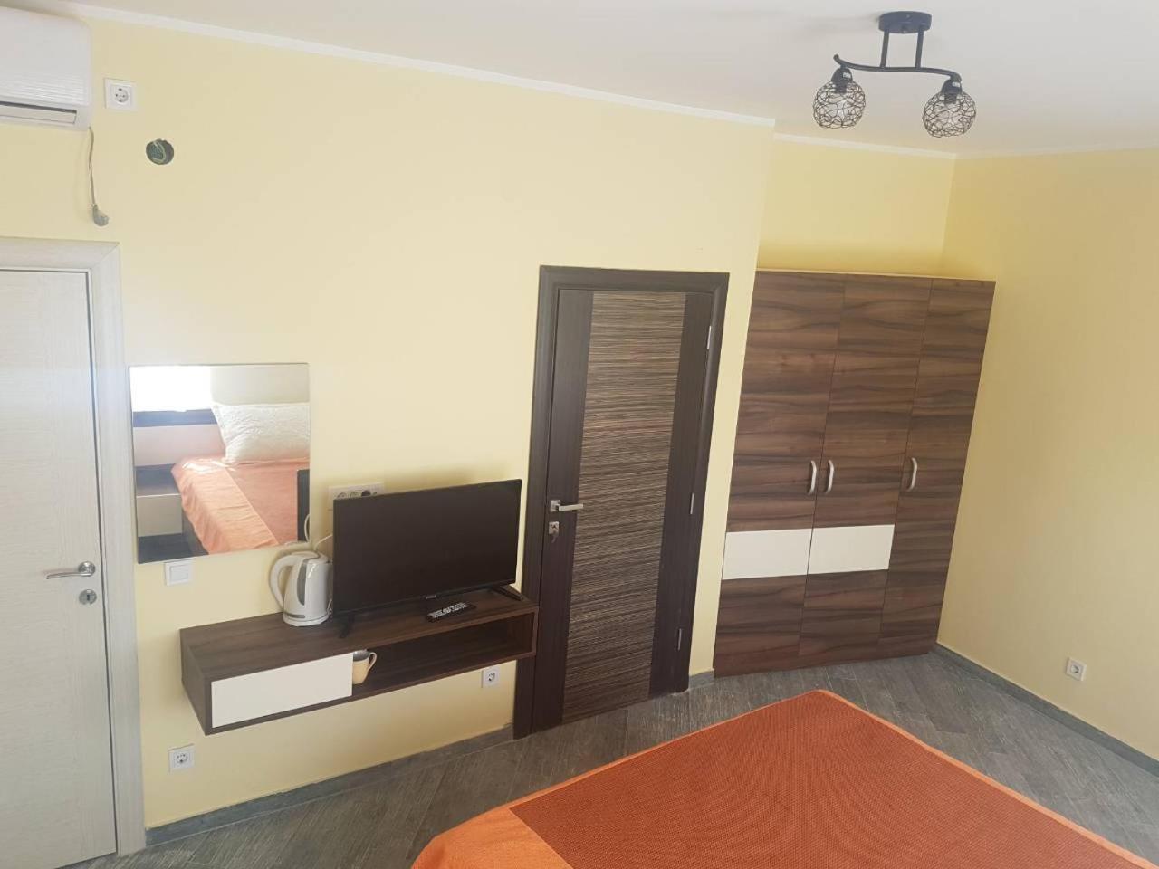 Rooms Dana Old Town Budva