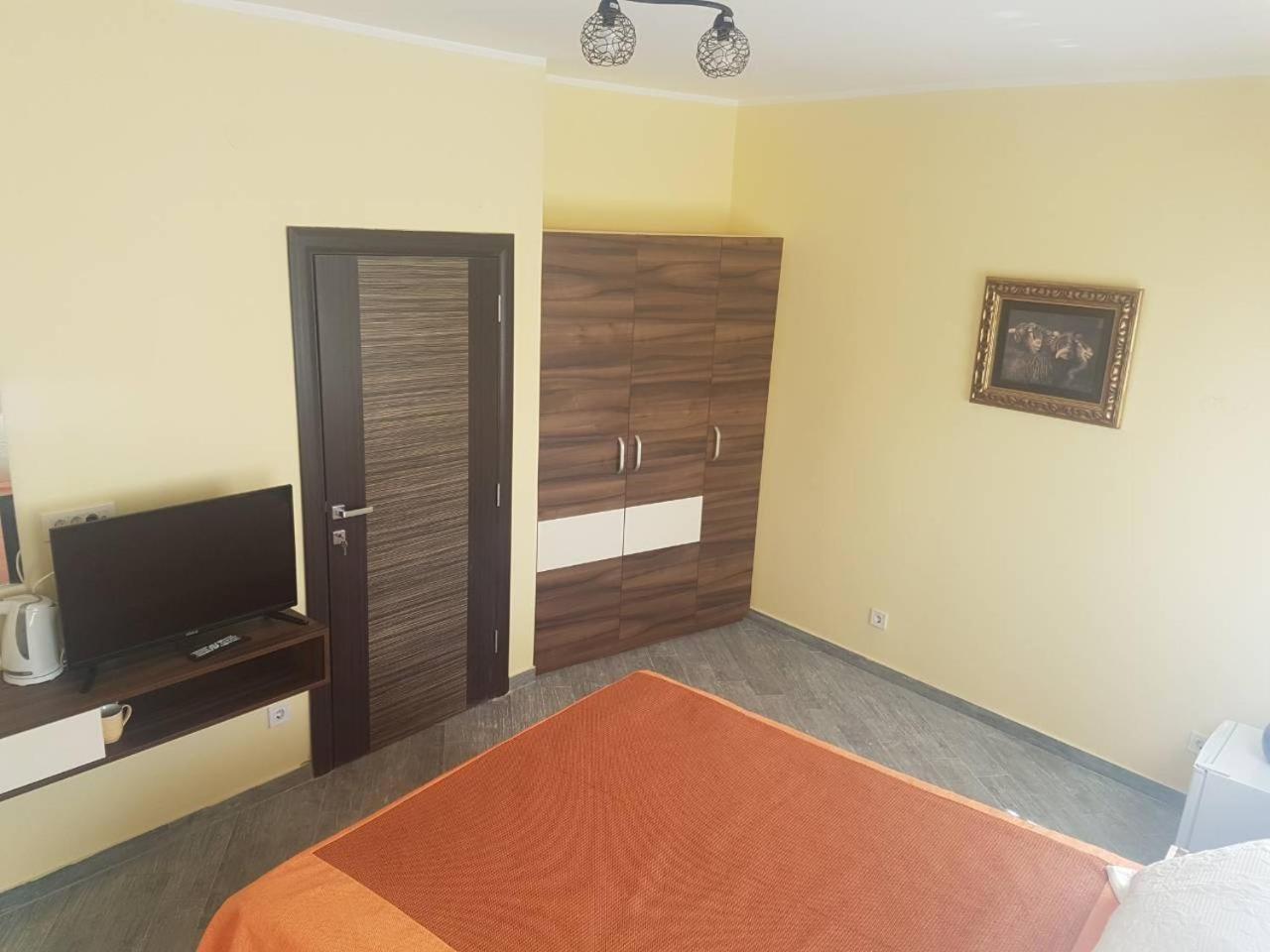 Rooms Dana Old Town Budva