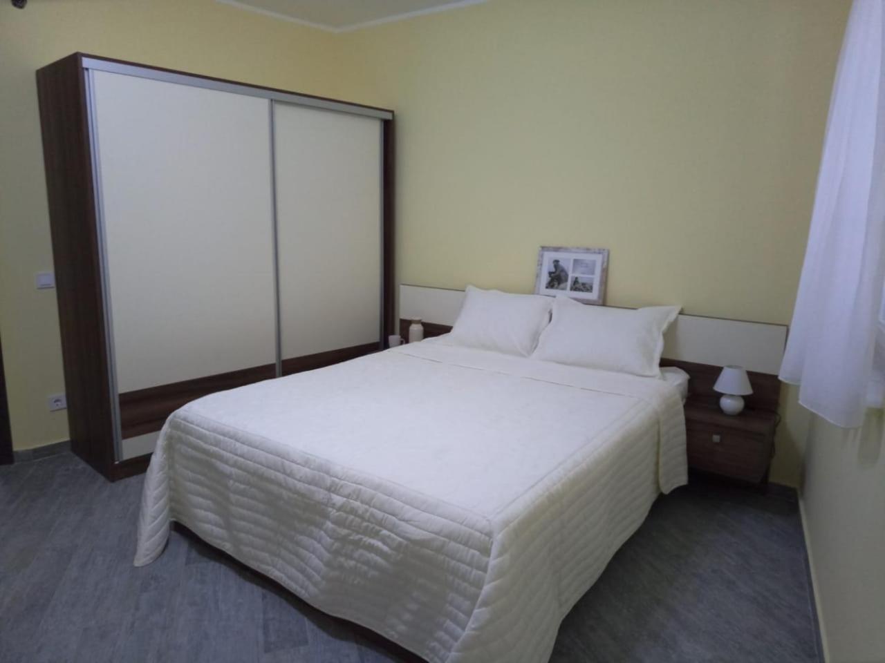 Rooms Dana Old Town Budva