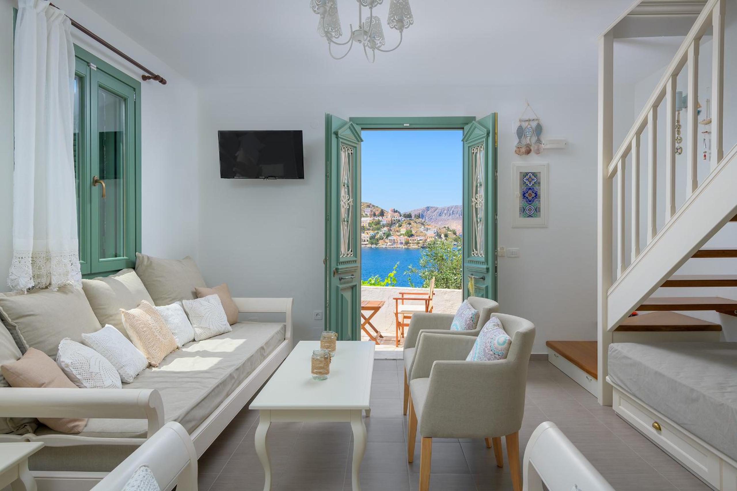 Aegli Villa by Blue Wave view 3