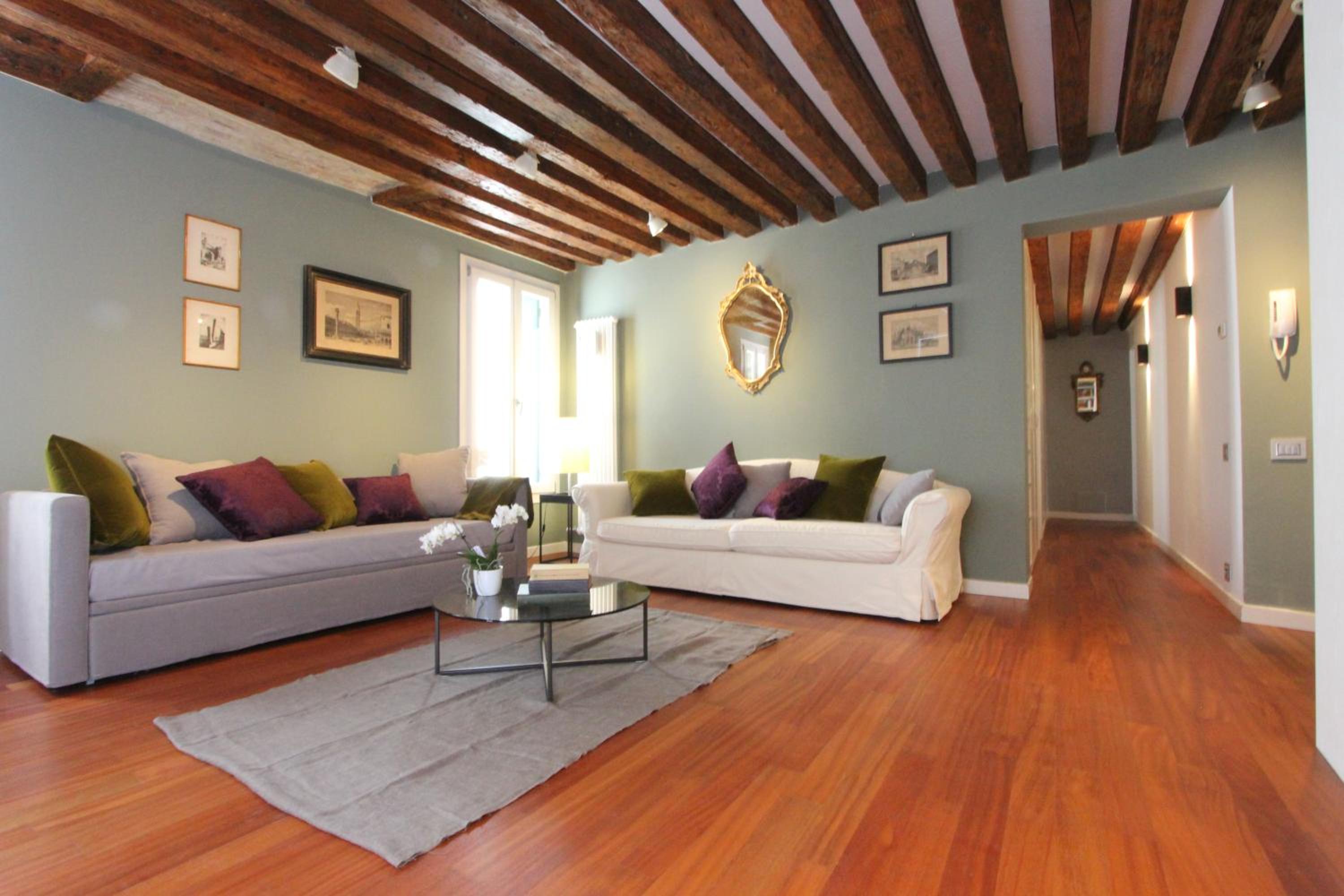 City Apartments Rialto Market