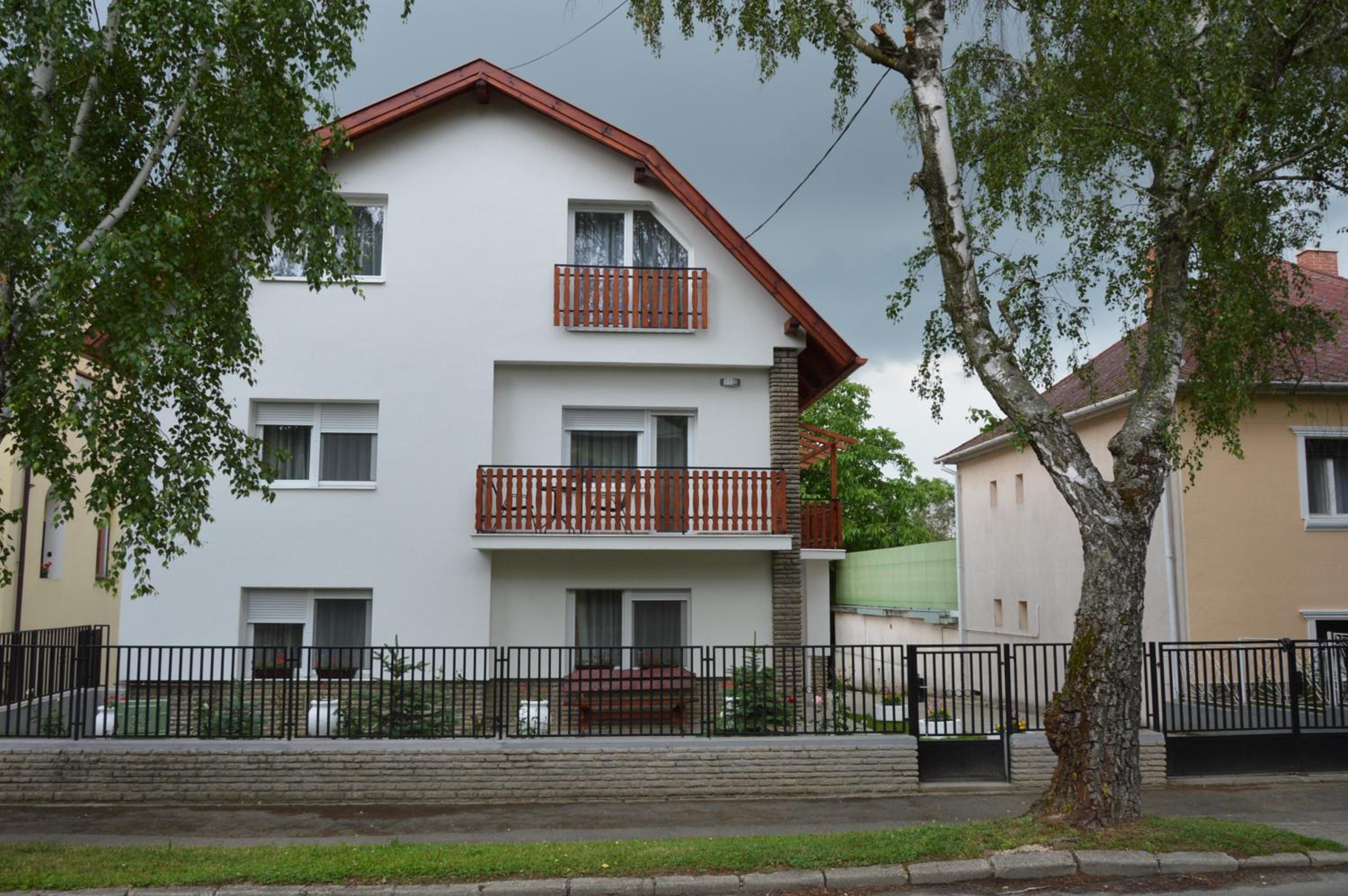 Varga Apartman Hévíz view 3