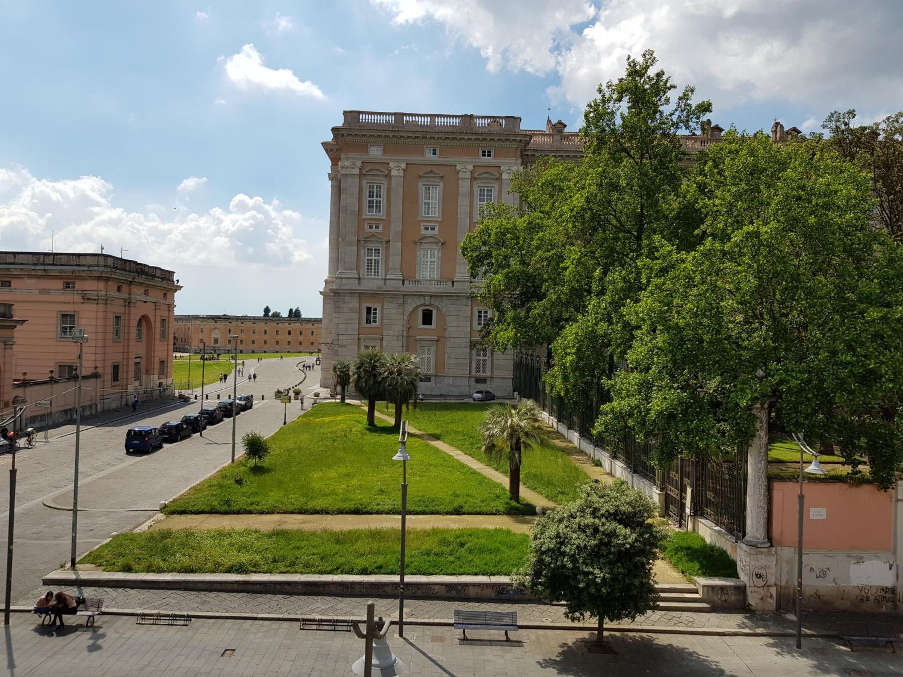 L'Insolita Reggia