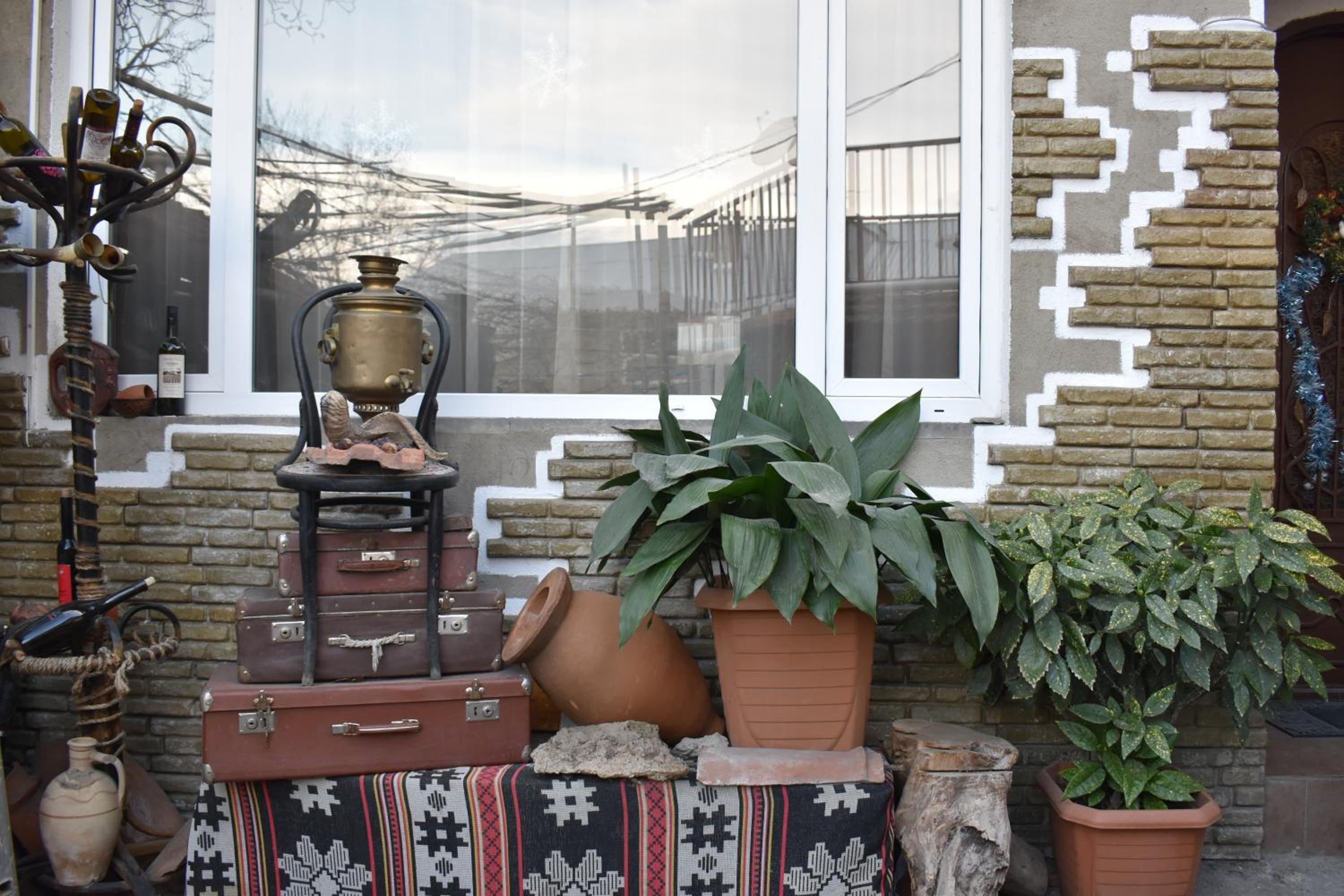 Lea Guest House