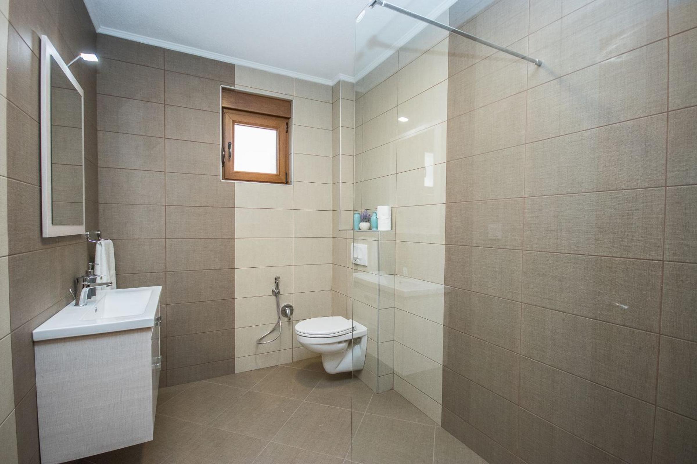 Photo 143