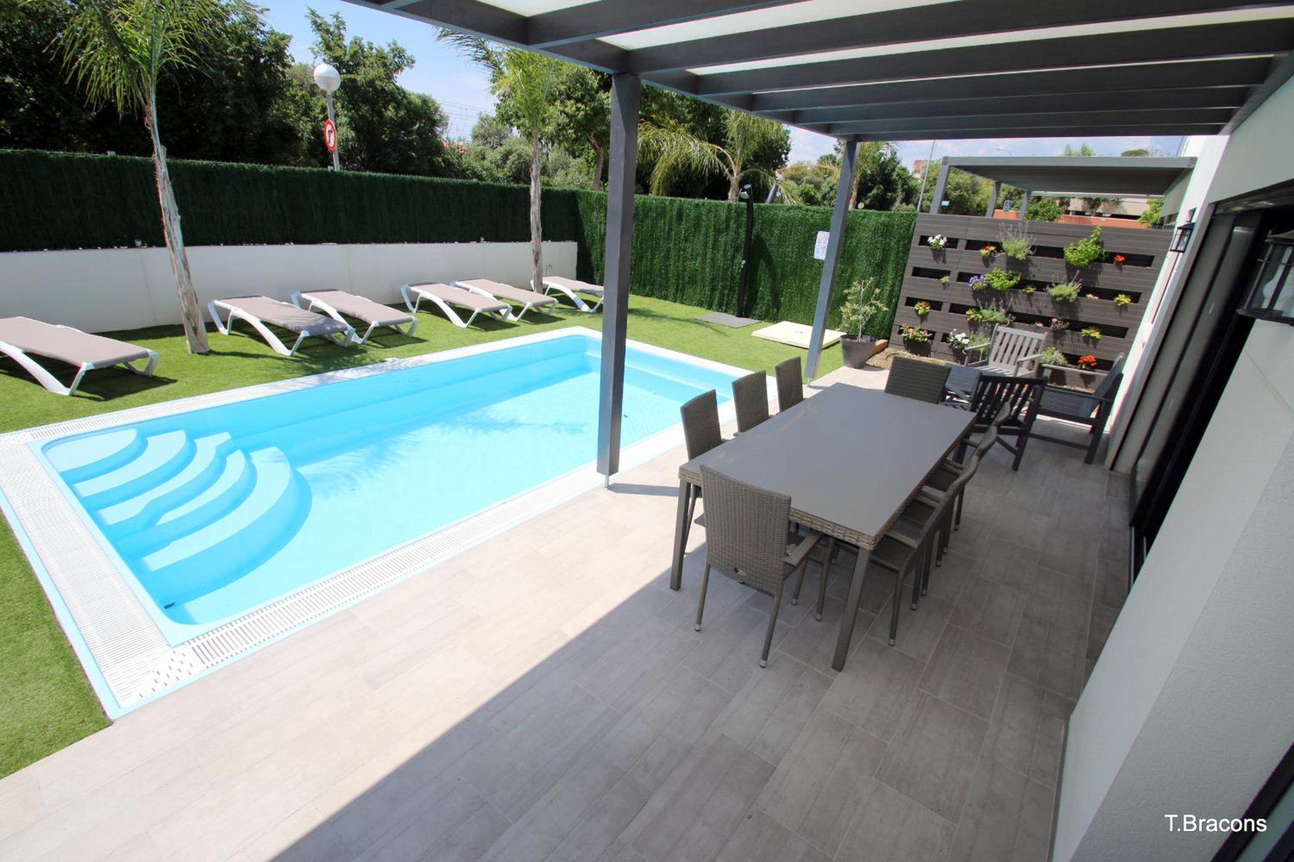 Villa Milos view 4