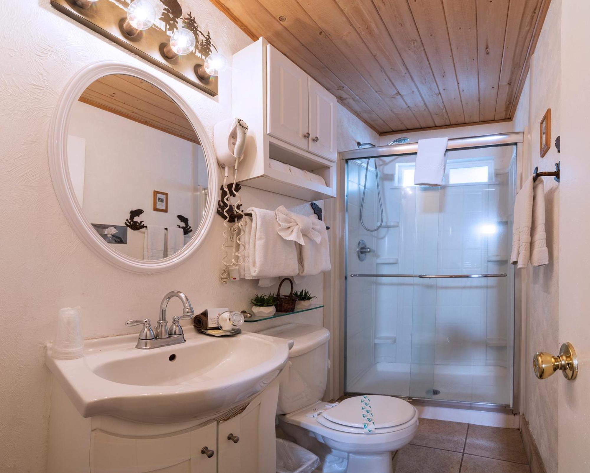 Lake Tahoe Vacations - Fireside Lodge - Property Image 24