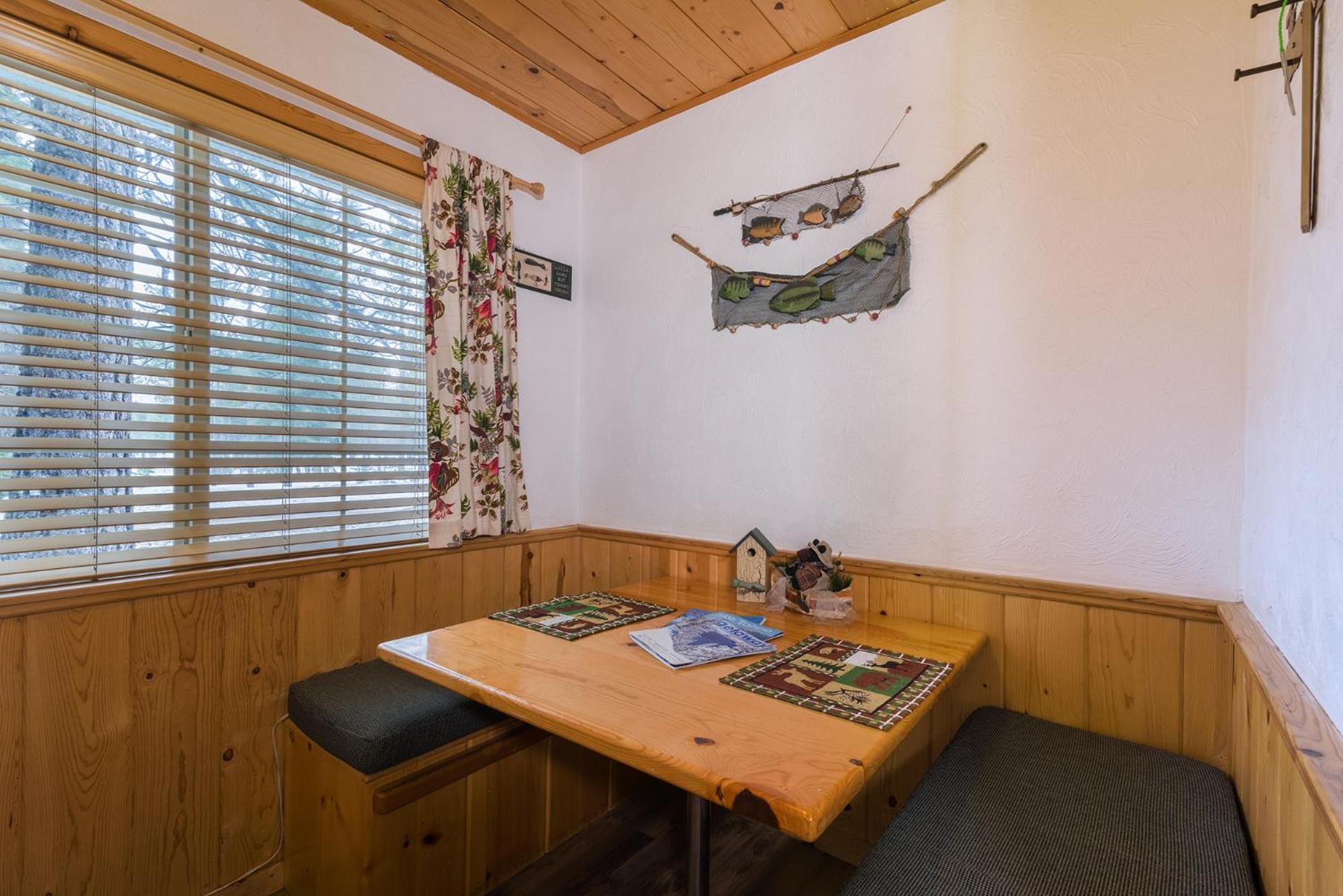Lake Tahoe Vacations - Fireside Lodge - Property Image 37