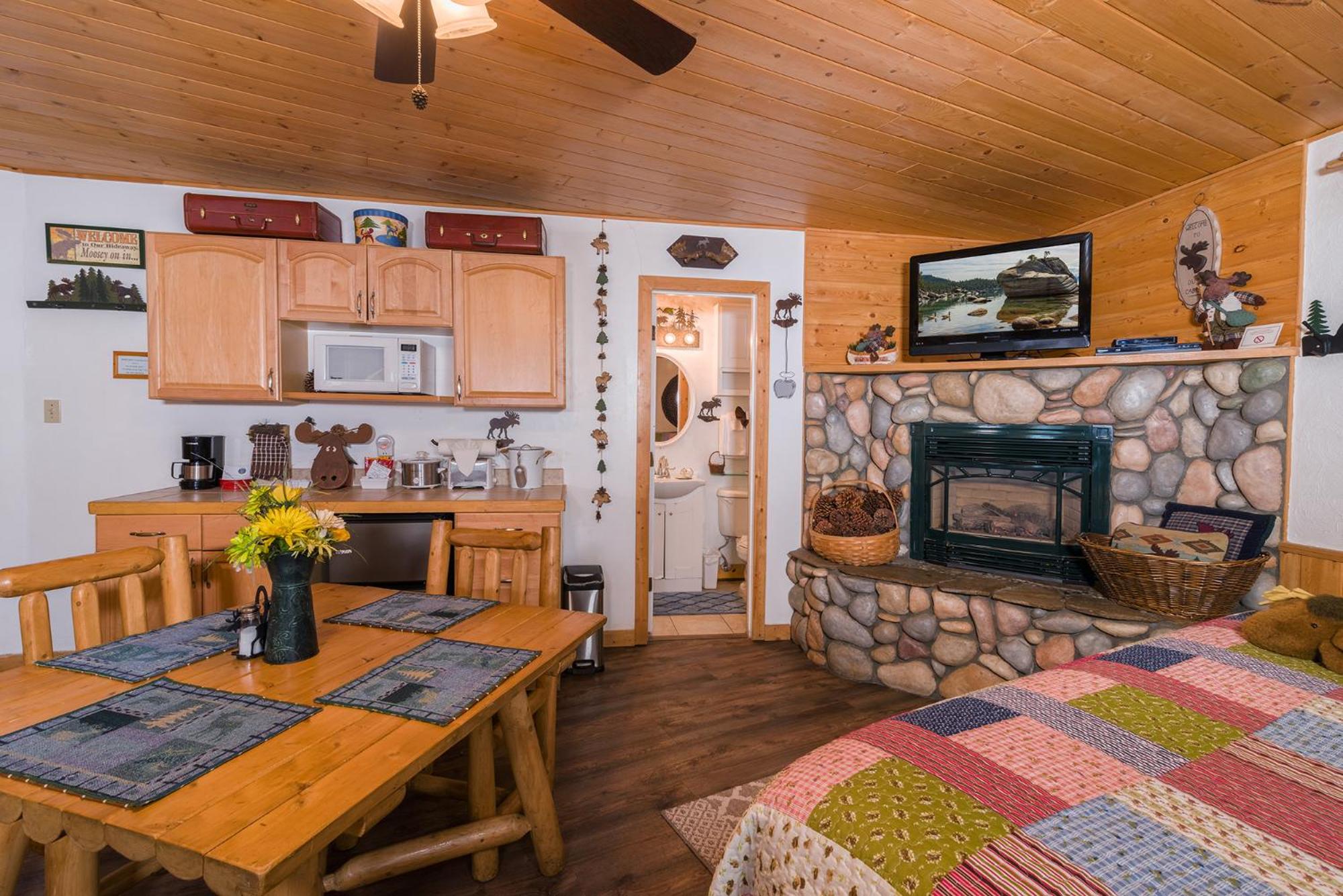 Lake Tahoe Vacations - Fireside Lodge - Property Image 74