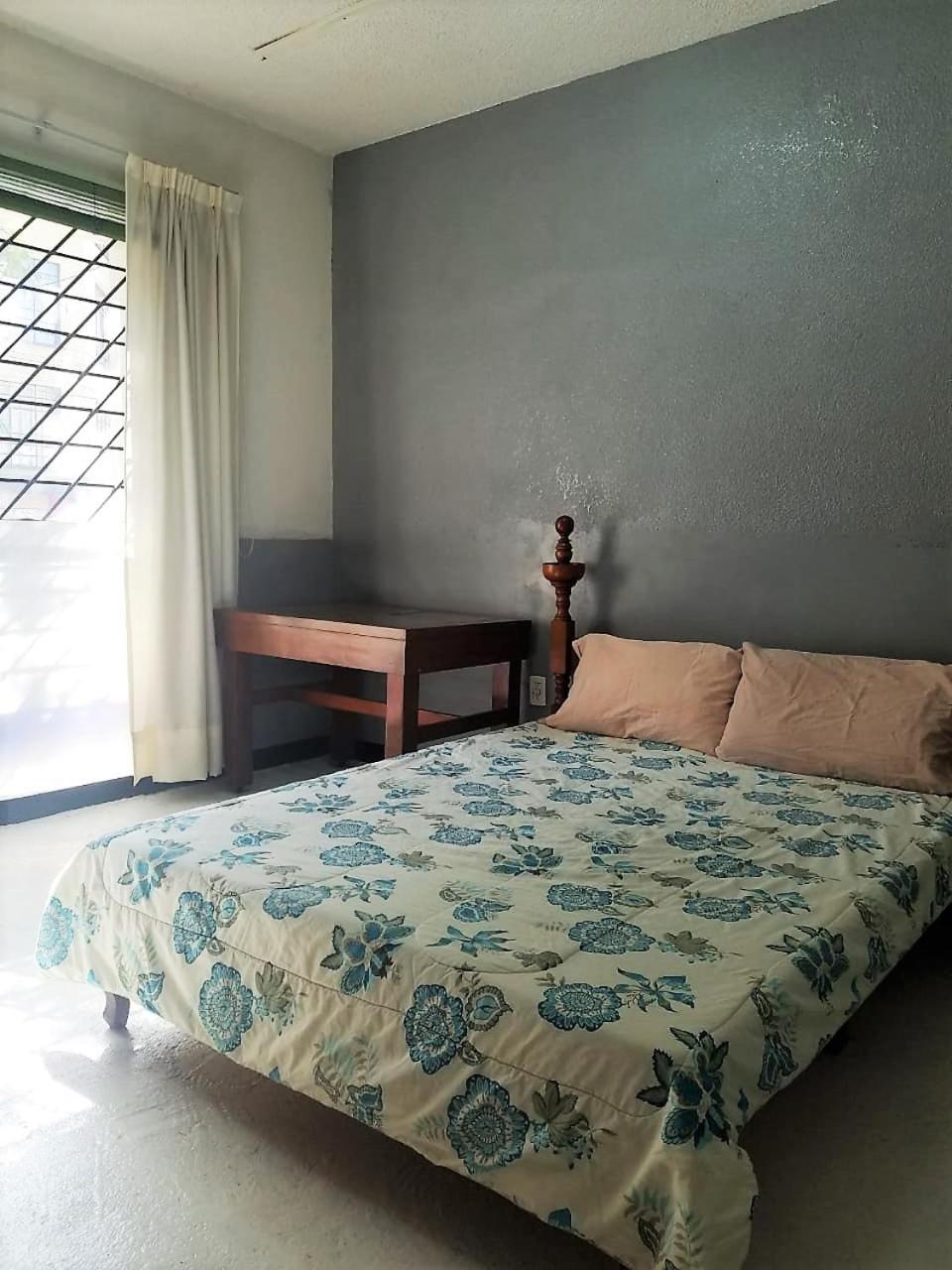 Roma Rooms Please confirm availability photo 3