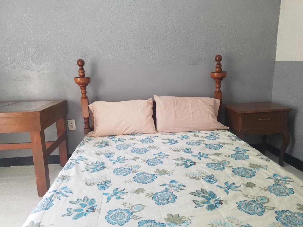 Roma Rooms Please confirm availability photo 5