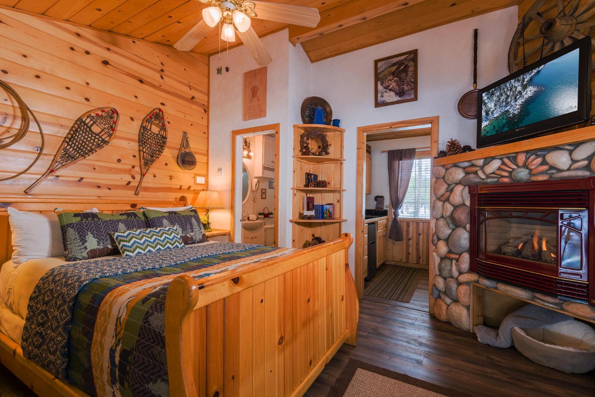 Lake Tahoe Vacations - Fireside Lodge - Property Image 86