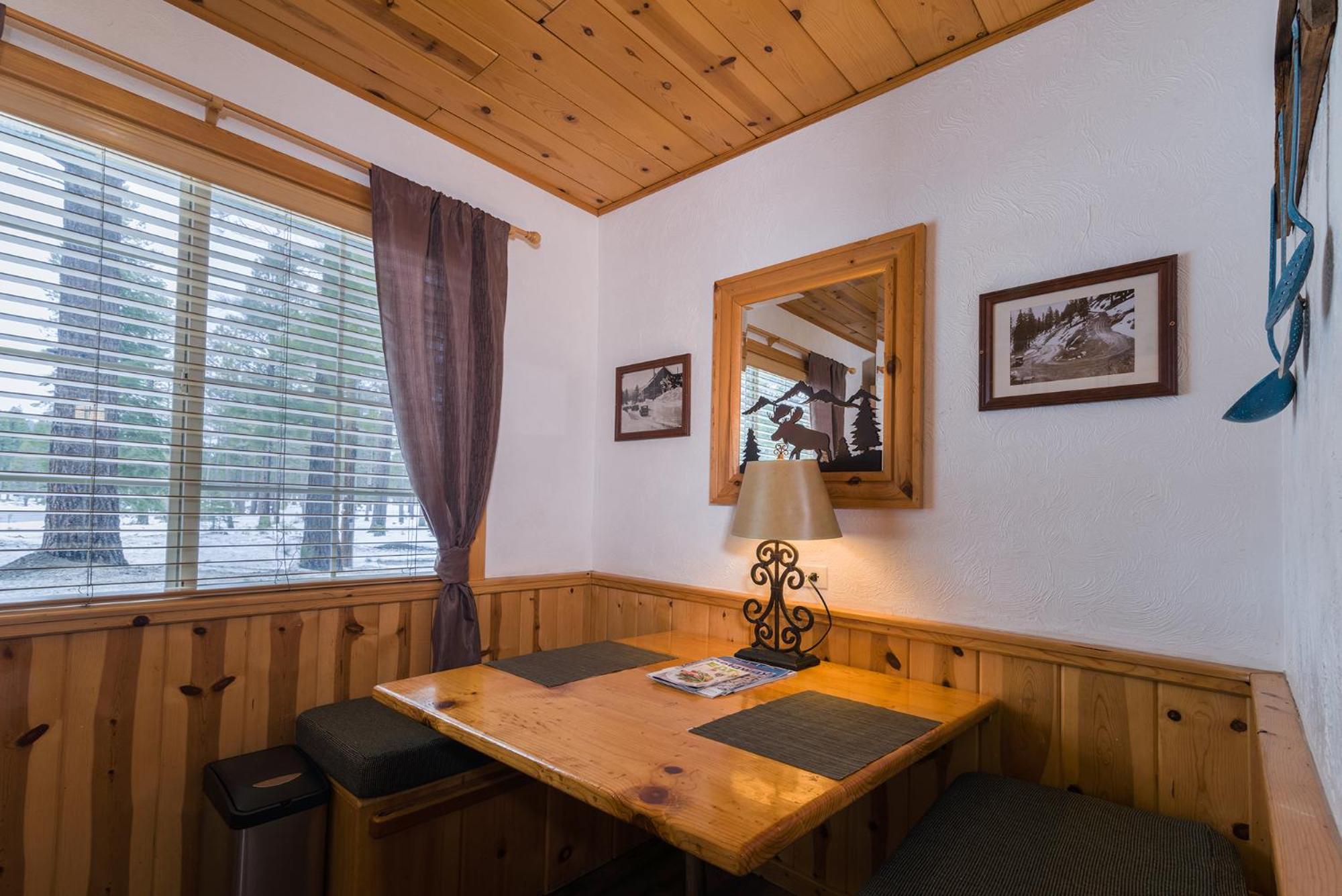 Lake Tahoe Vacations - Fireside Lodge - Property Image 89