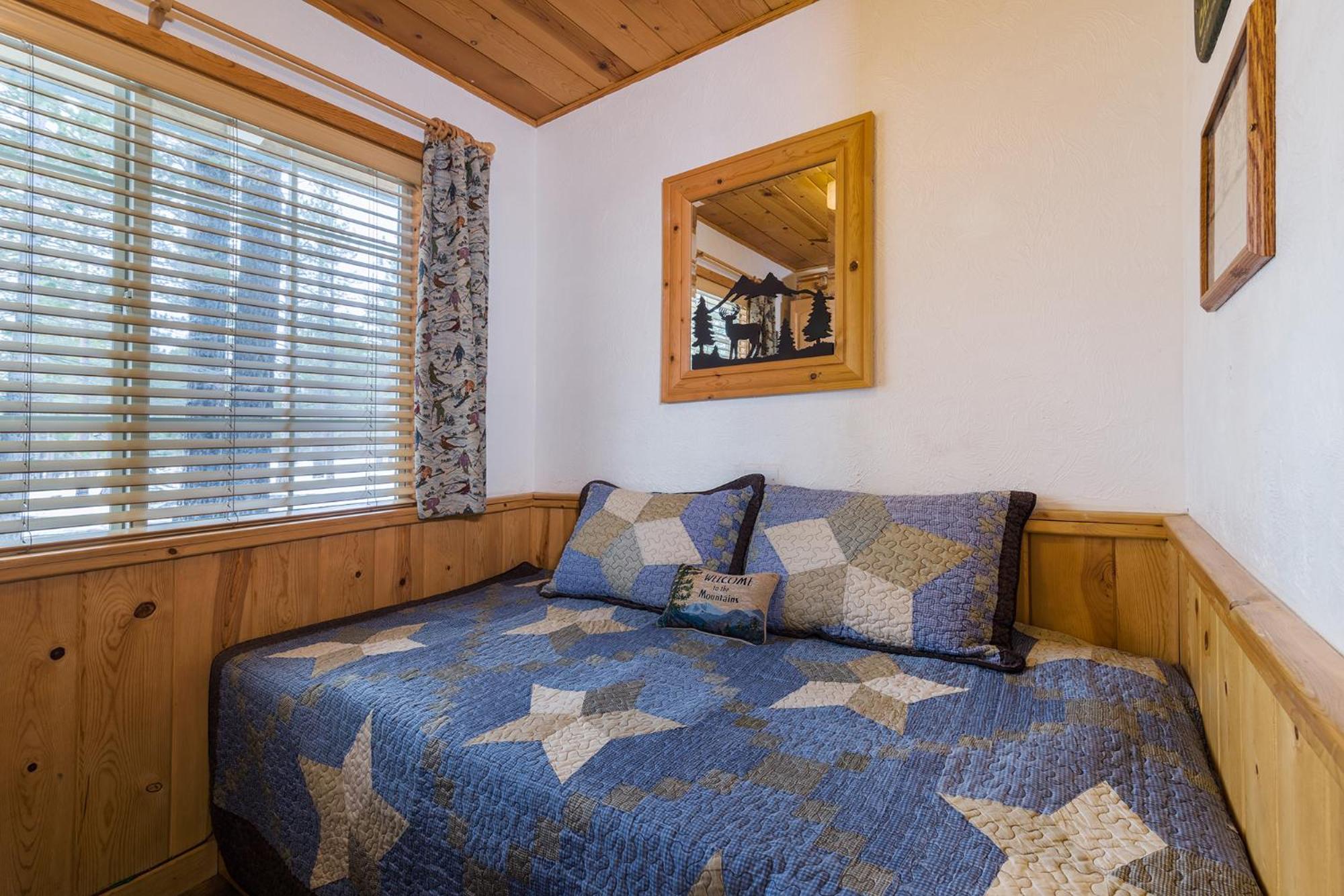 Lake Tahoe Vacations - Fireside Lodge - Property Image 55