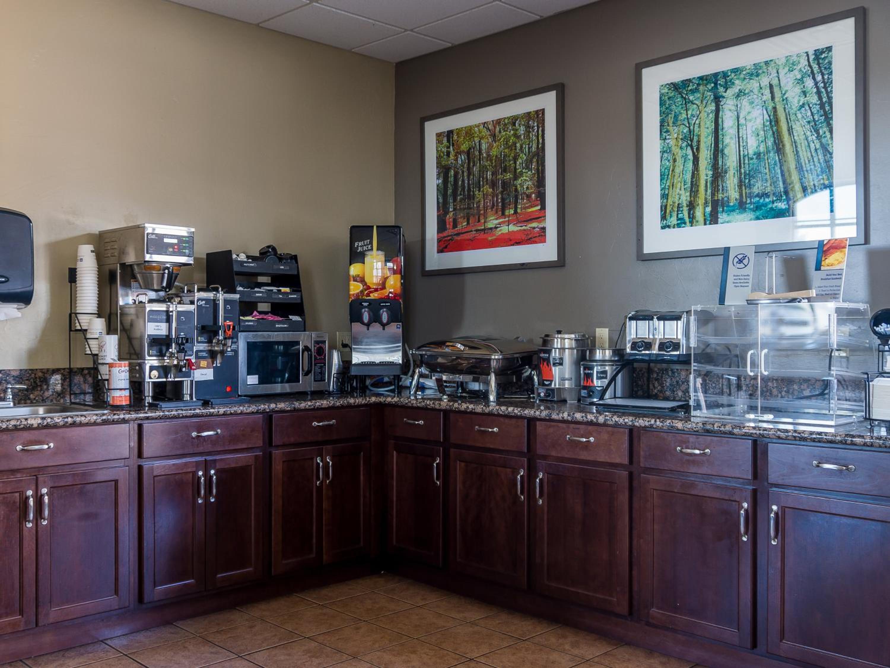 Alamosa Vacations - Best Western Alamosa Inn - Property Image 8