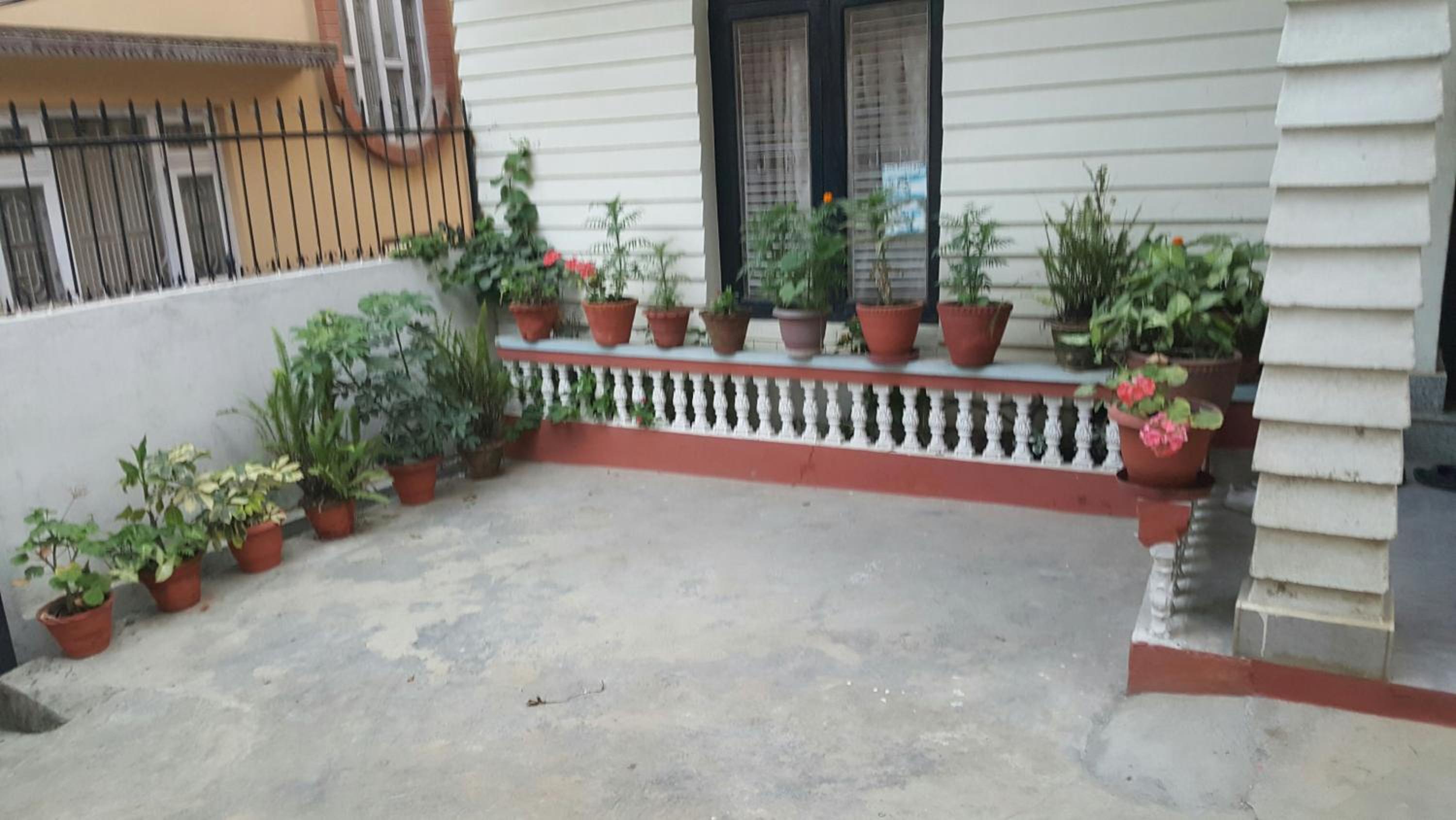 BnB Royal Tourist House Near Tourist Bus Station in Thamel