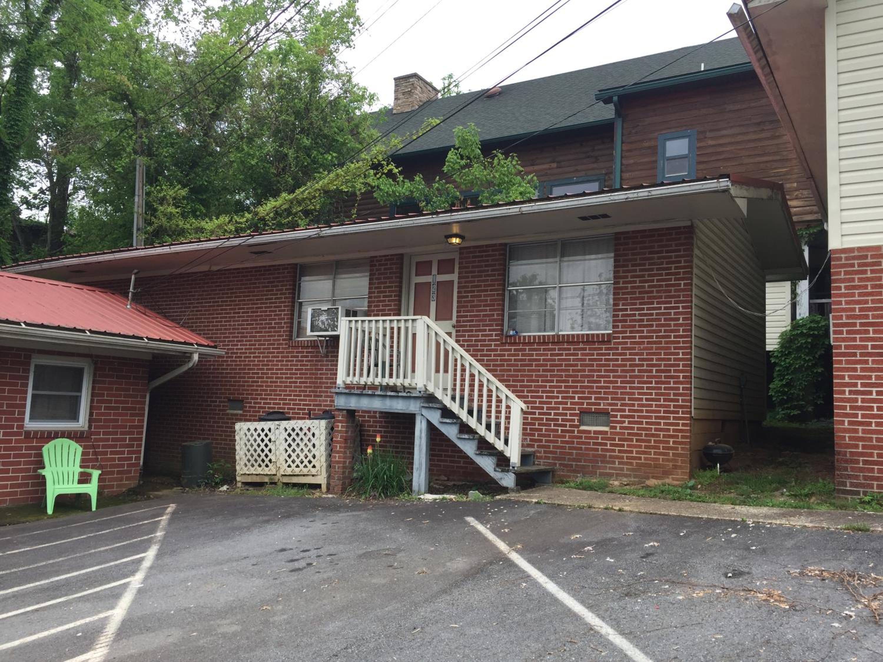 Phillips Historic Motel & Cottages