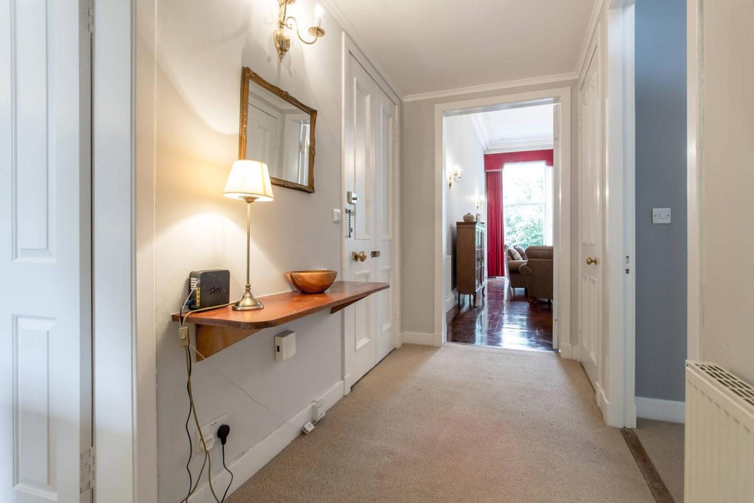 JOIVY Spacious Apt in New Town Prime Location view 2