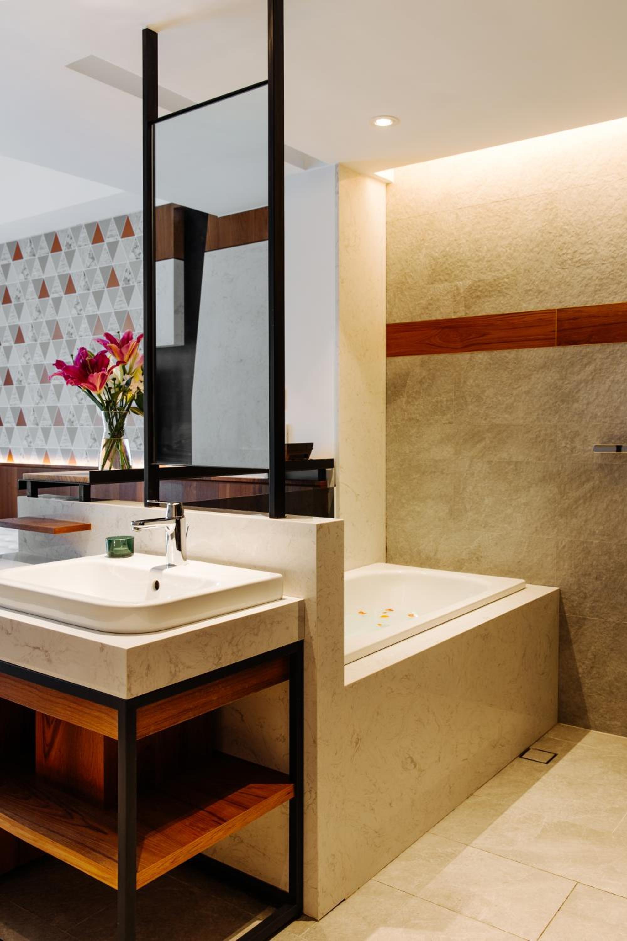 CHECK inn Taichung Zhongshan
