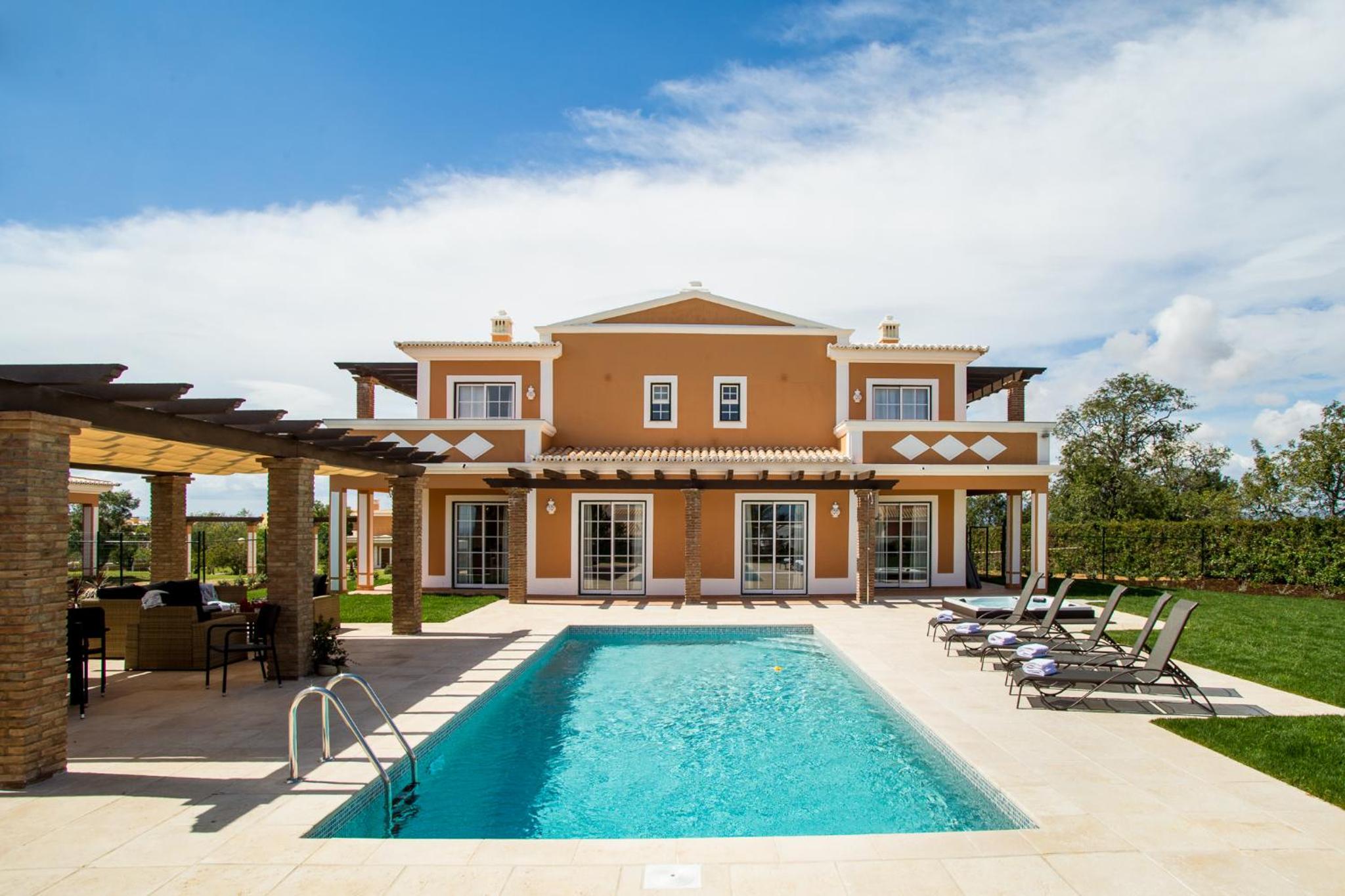 Carvoeiro Vacations - Colina da Lapa  Villas - Property Image 3