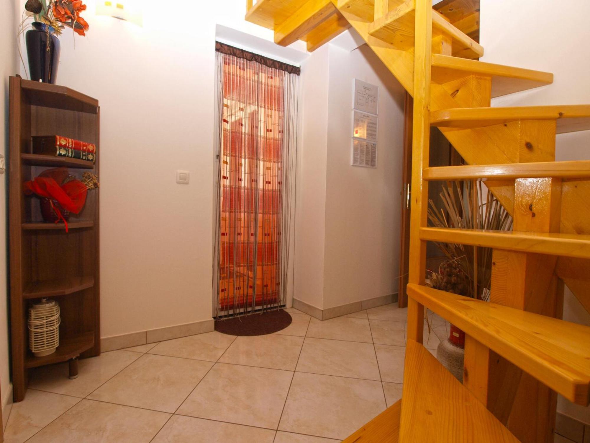 Photo 27