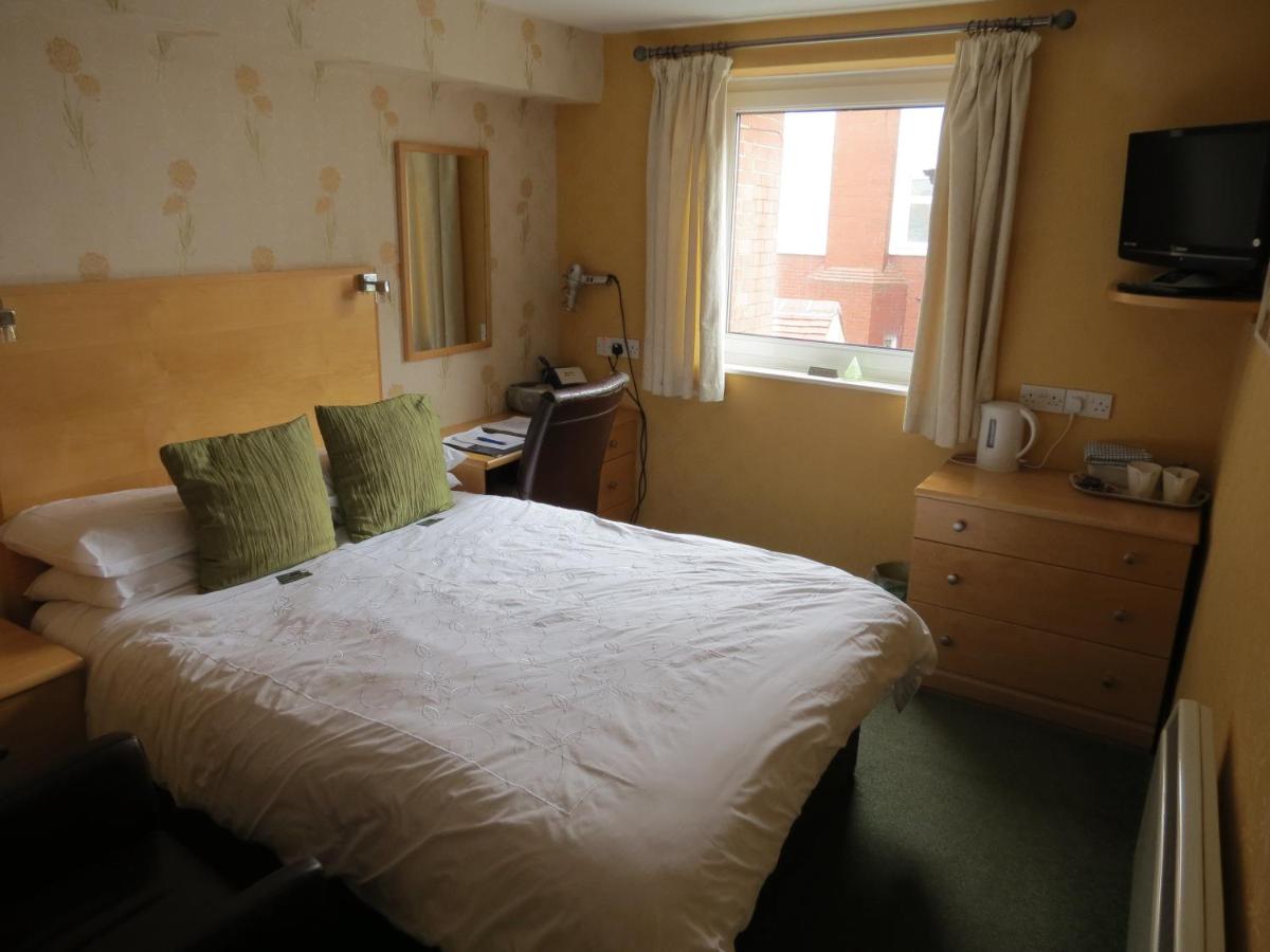 Bridlington Vacations - The Royal Bridlington - Property Image 27