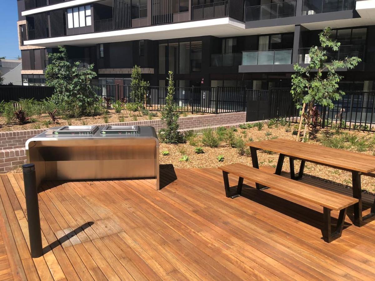 Air Conditioned One Bedroom with Pool Close To CBD