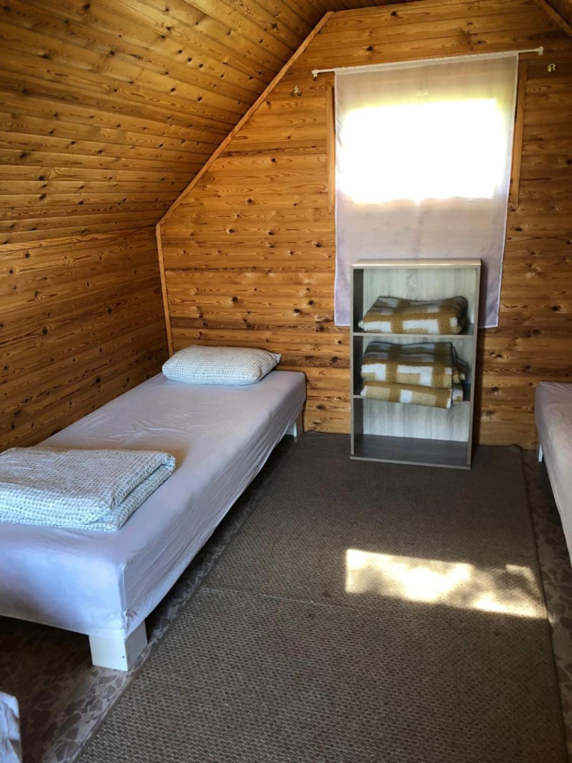 VÁR-CAMPING