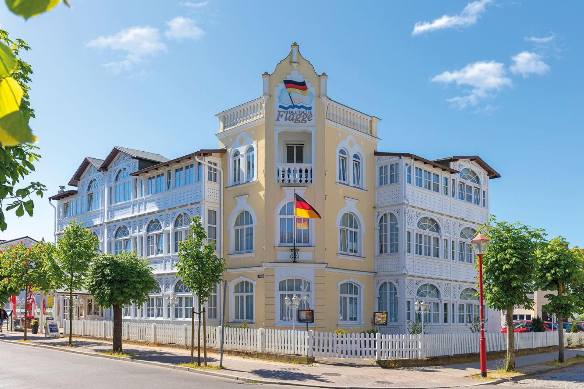 Hotel Deutsche Flagge - Image 1