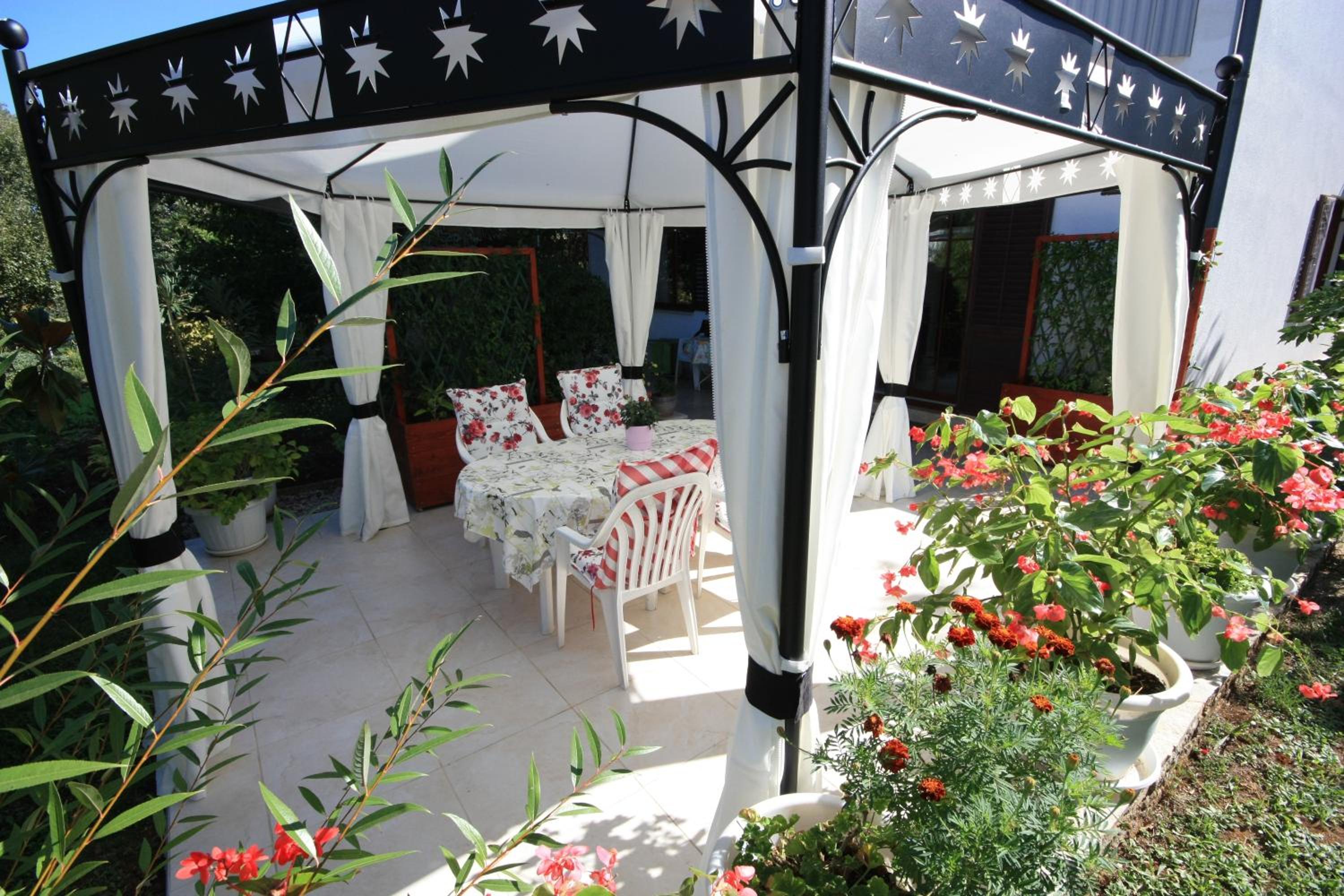 Palmira Apartments