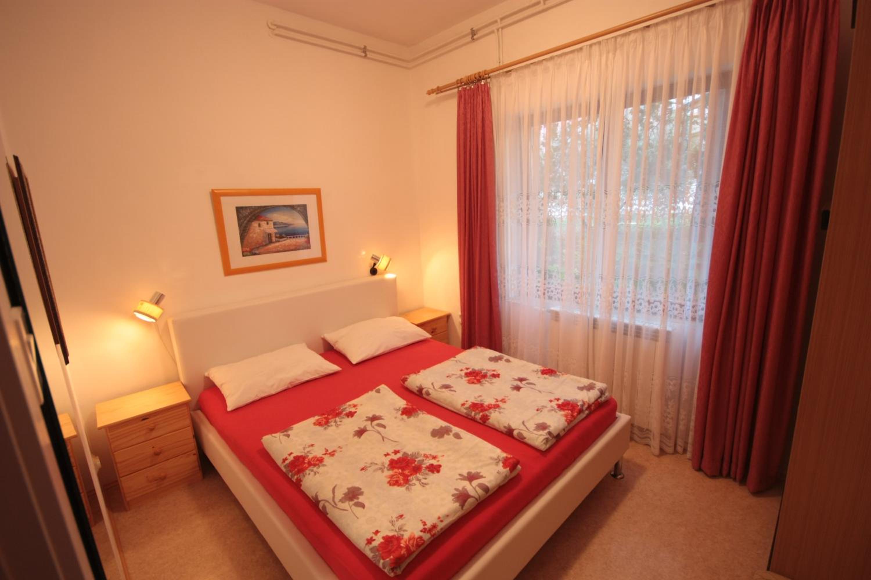 Palmira Apartments