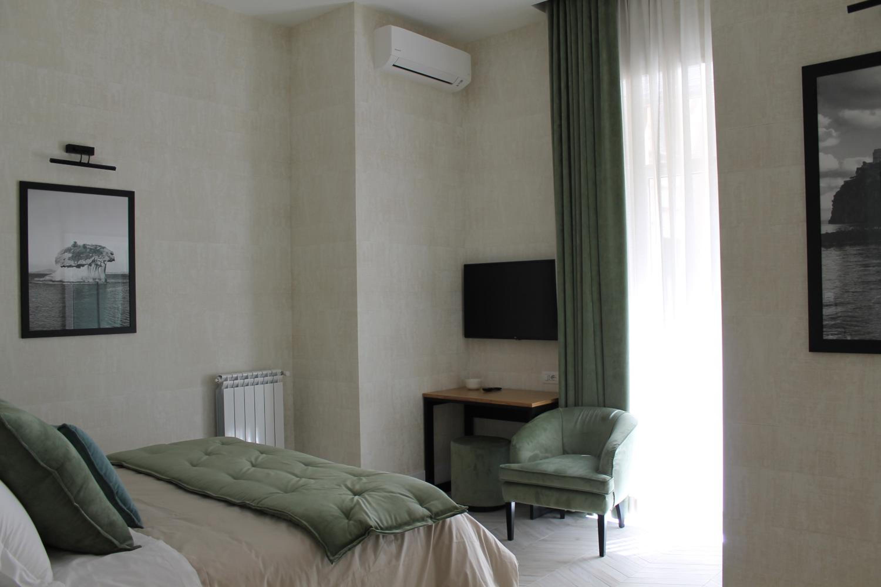 Bed No Breakfast AK 2