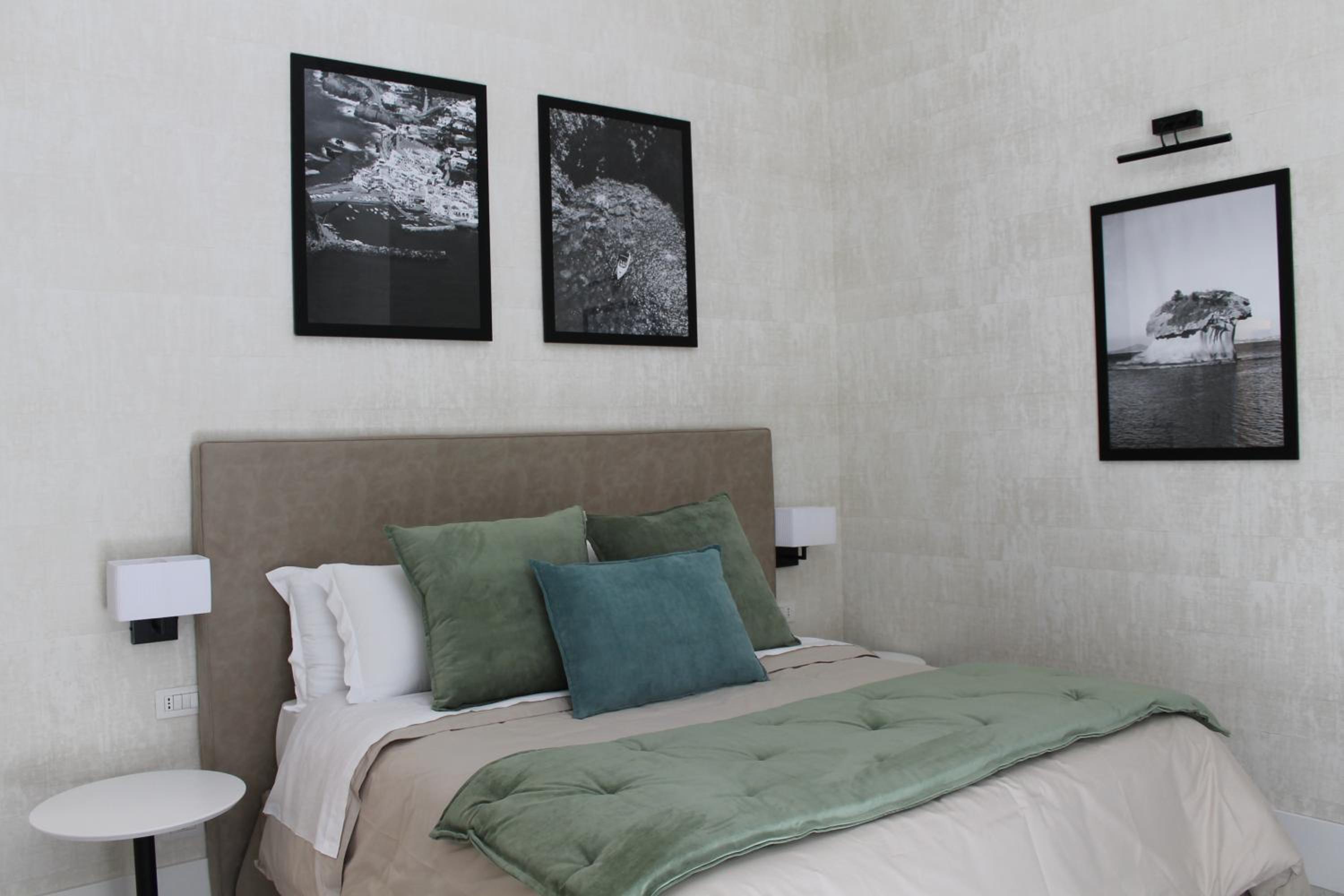Bed No Breakfast AK 2
