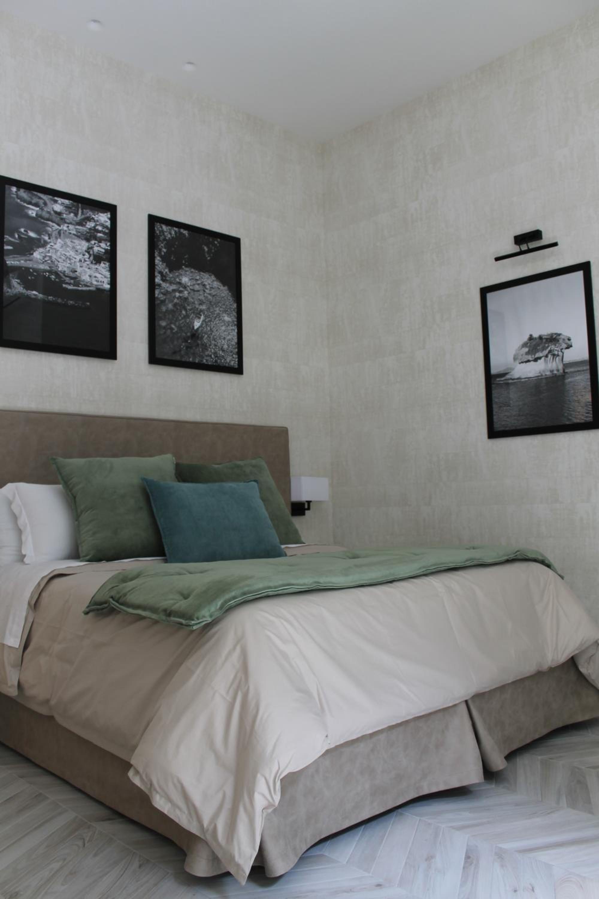 Bed No Breakfast AK 2