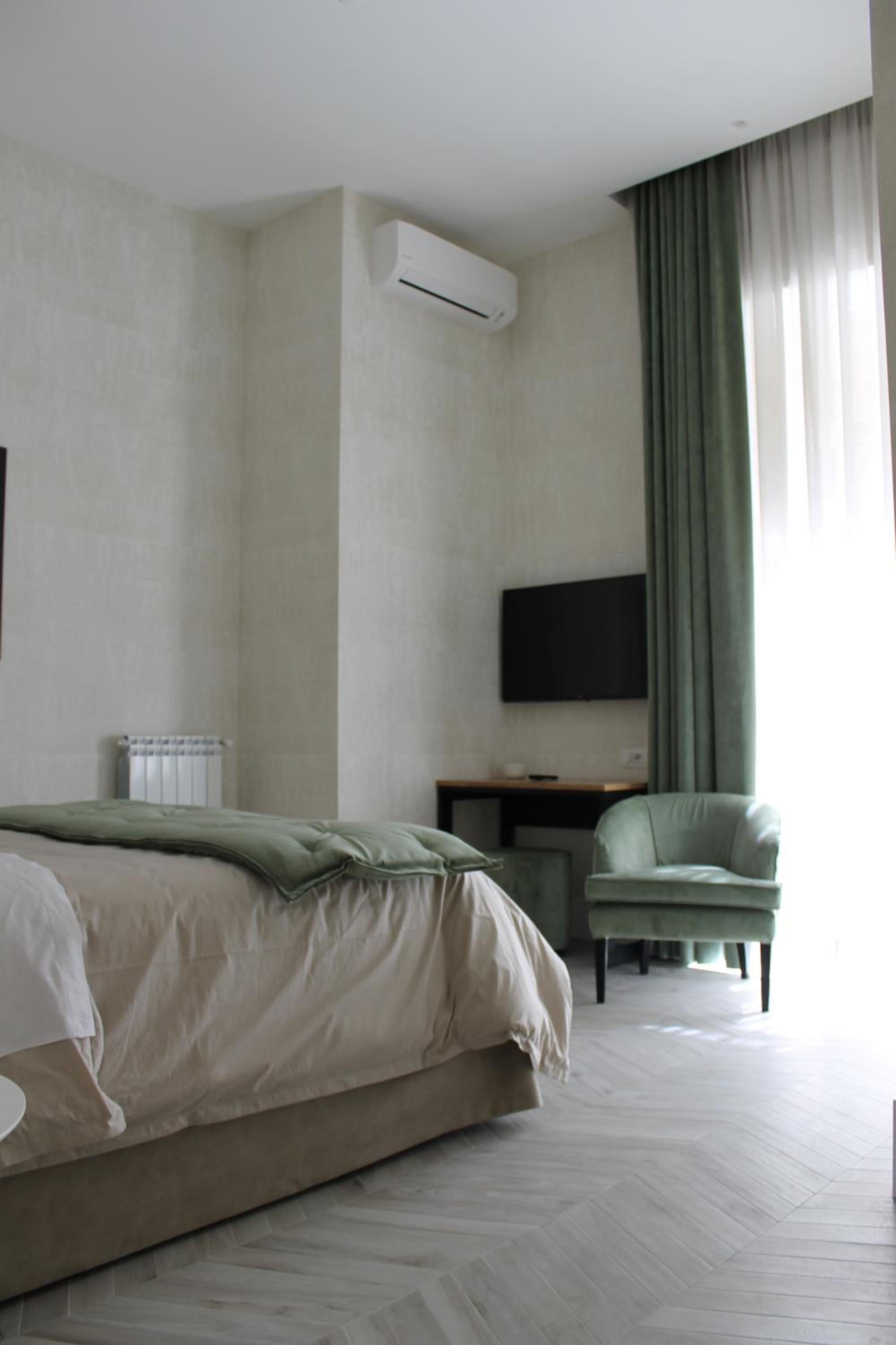 Bed No Breakfast AK 2