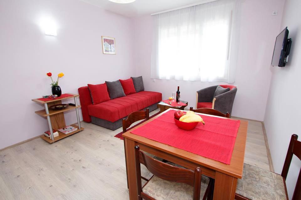 Apartman "Nina" view 4