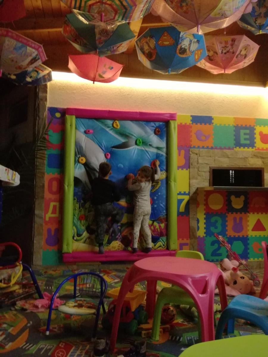 children's play area